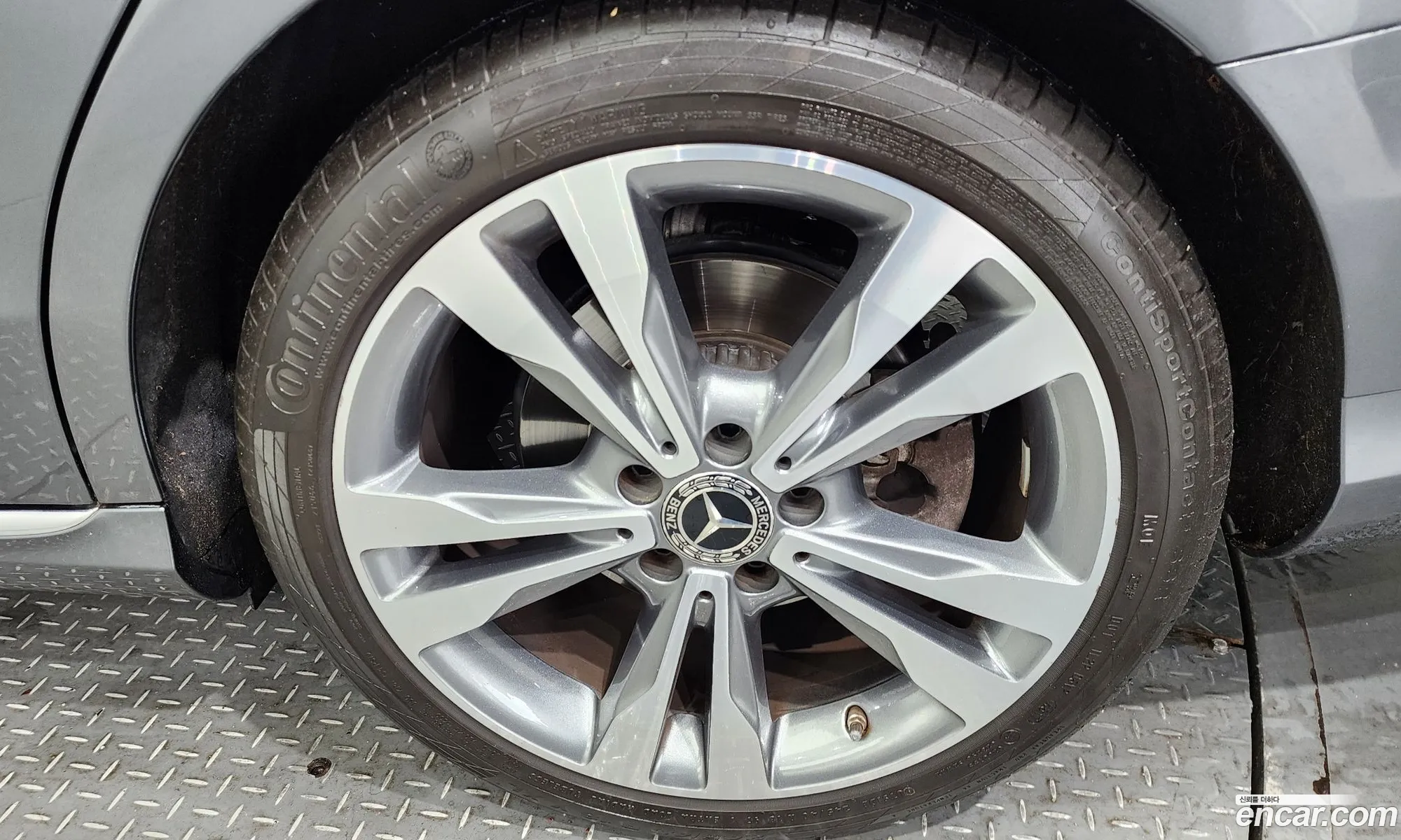 Mercedes-Benz C-Class W205 2018 — 15