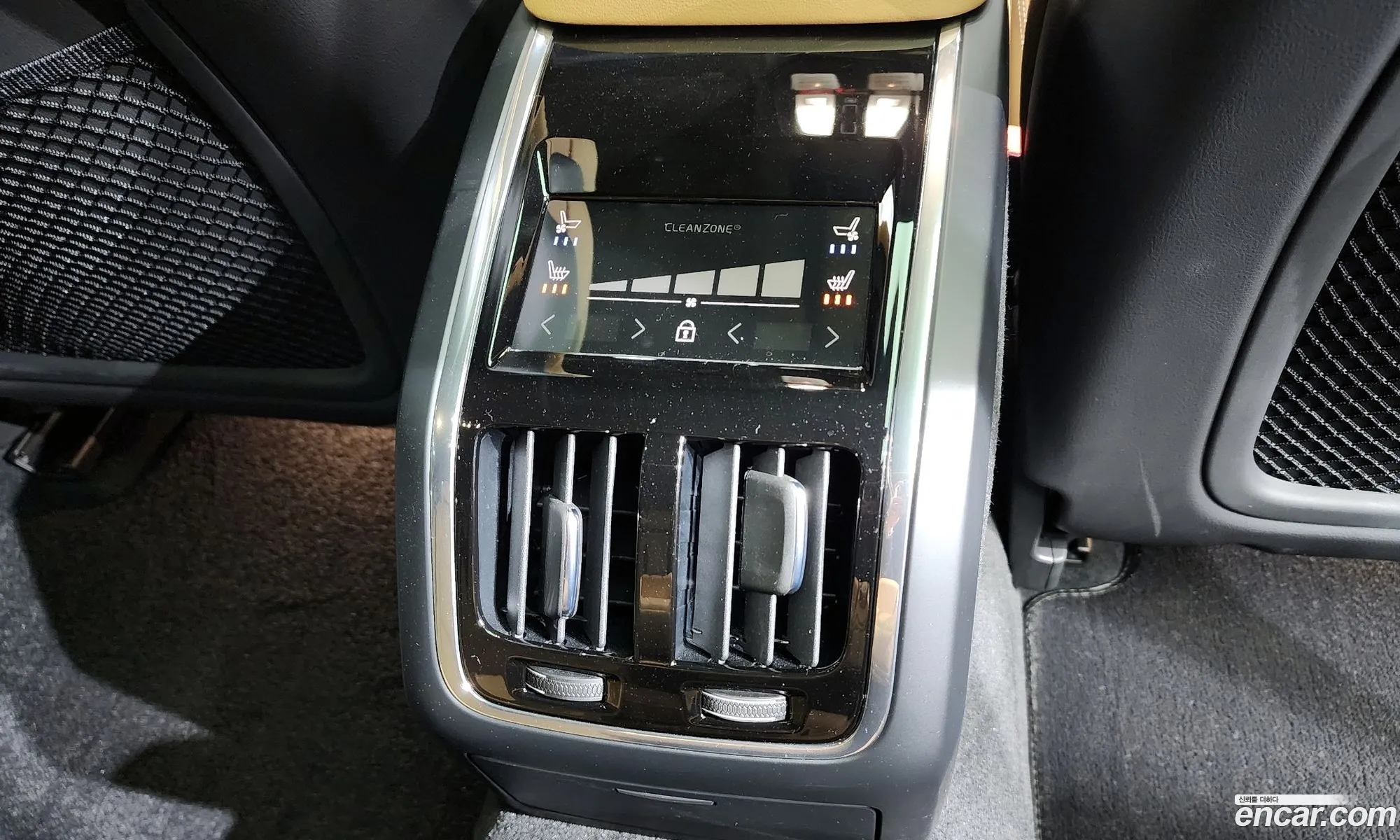 Volvo S90 2024 LVYPT0629RP401767 — 8
