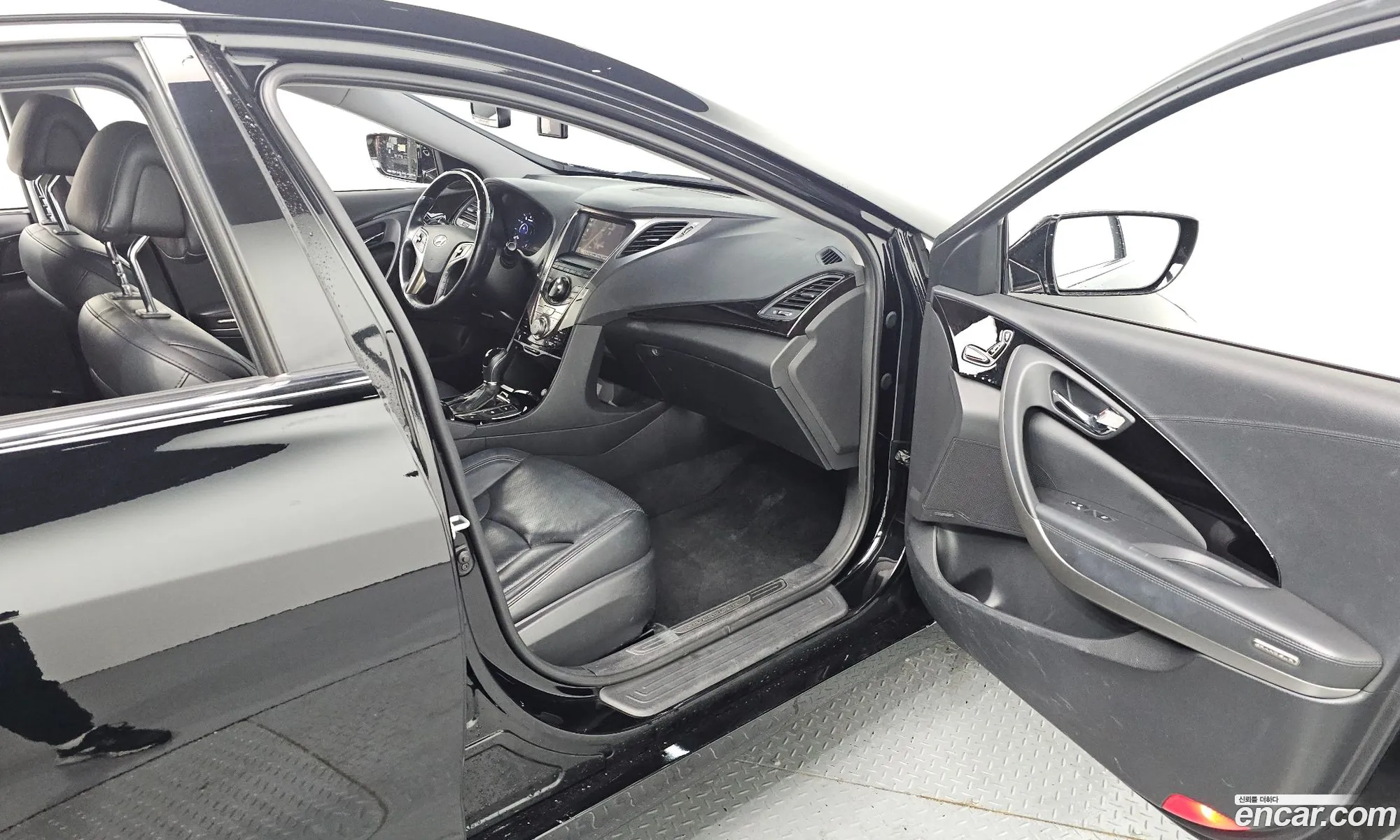 Hyundai Grandeur HG 2012 — 6