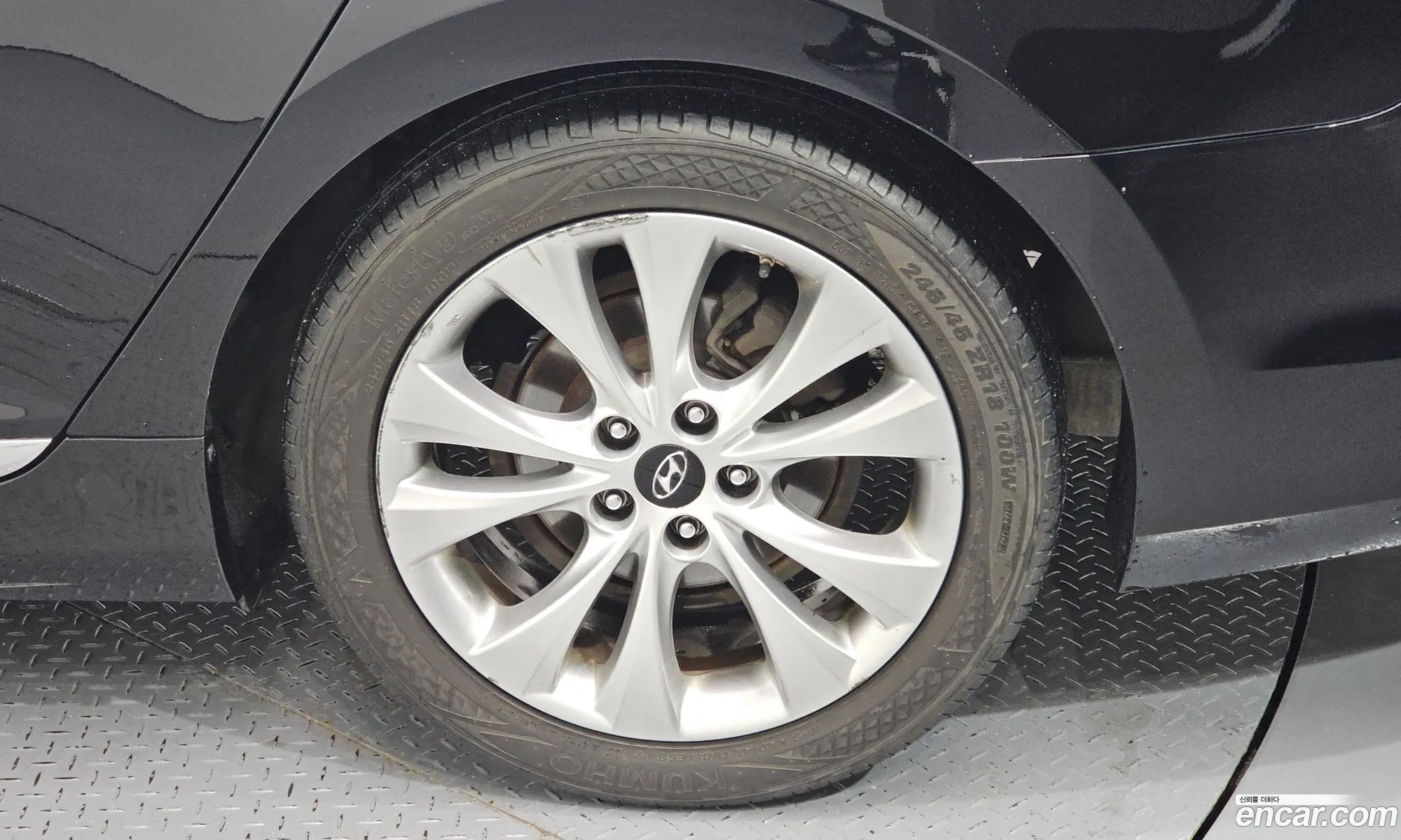 Hyundai Grandeur HG 2012 — 19