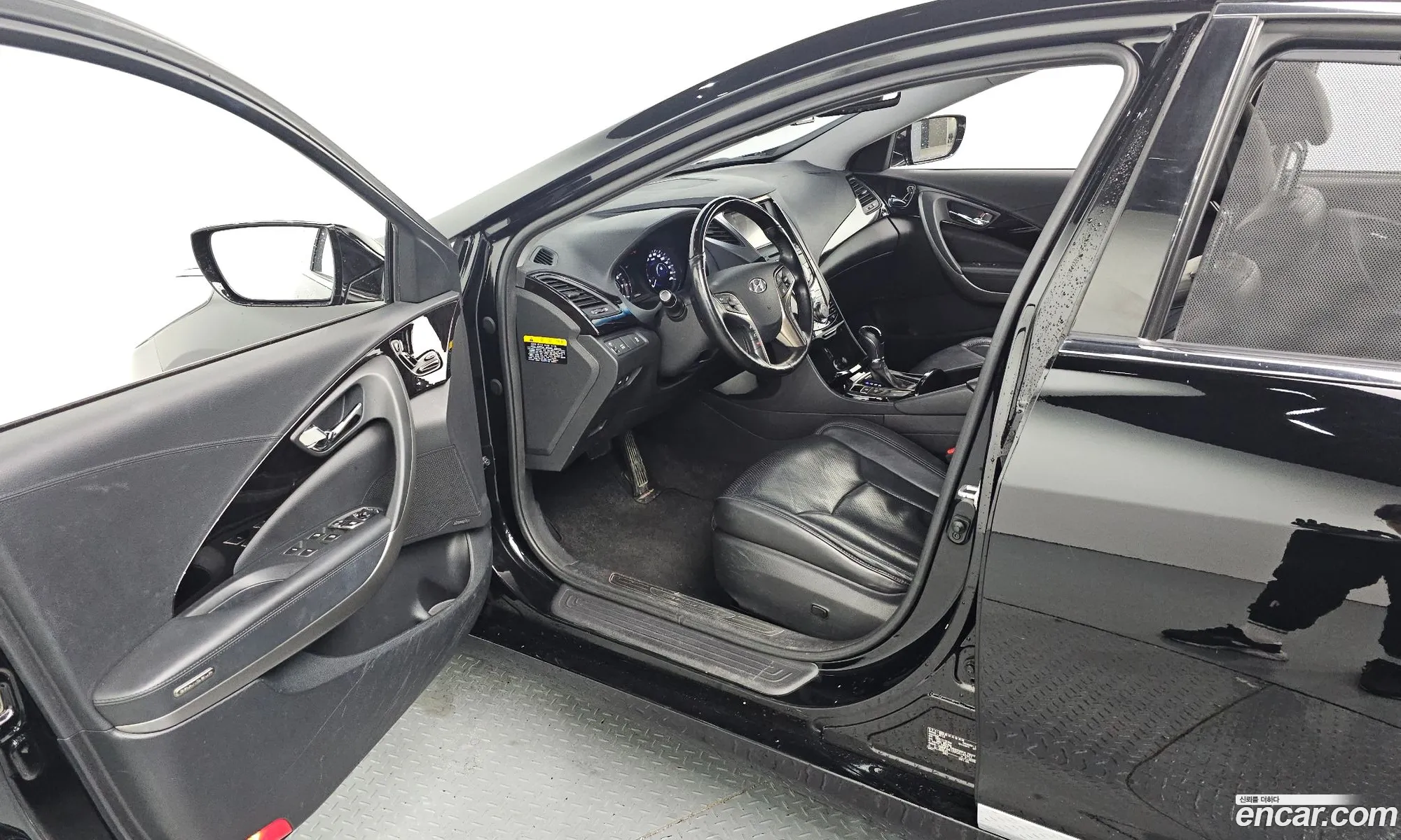 Hyundai Grandeur HG 2012 — 13