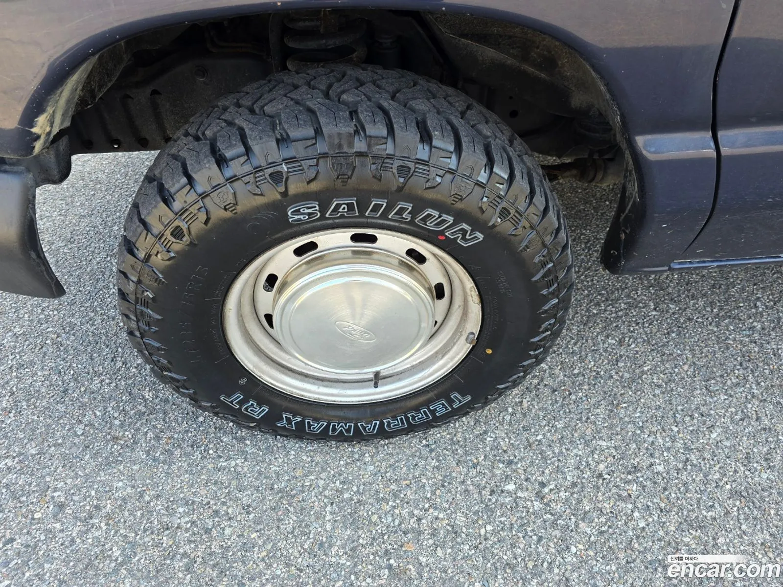 Ford E-Series 2003 — 8