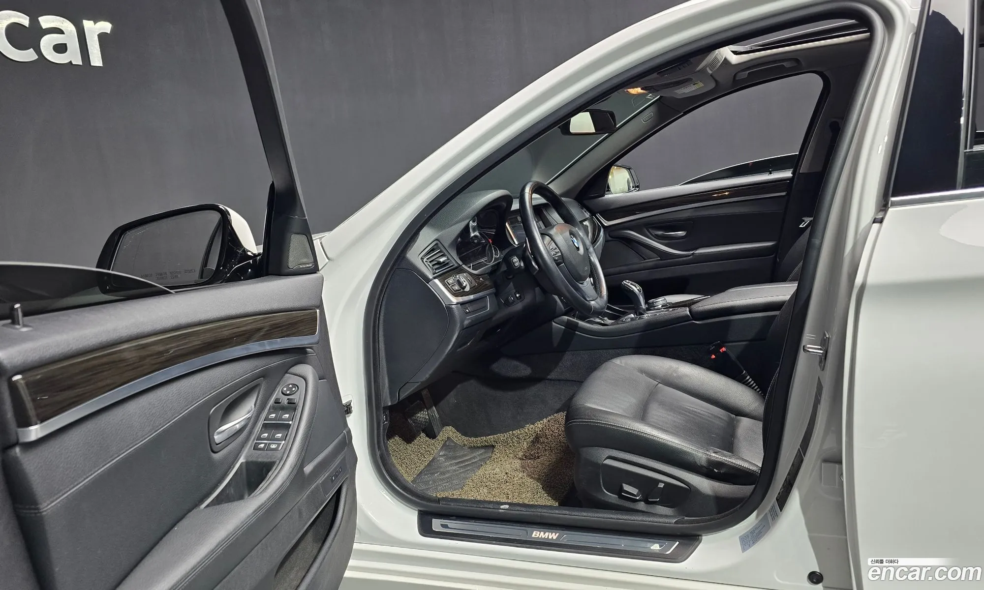 BMW 5 Series 2015 WBA5A7102FD816166 — 2