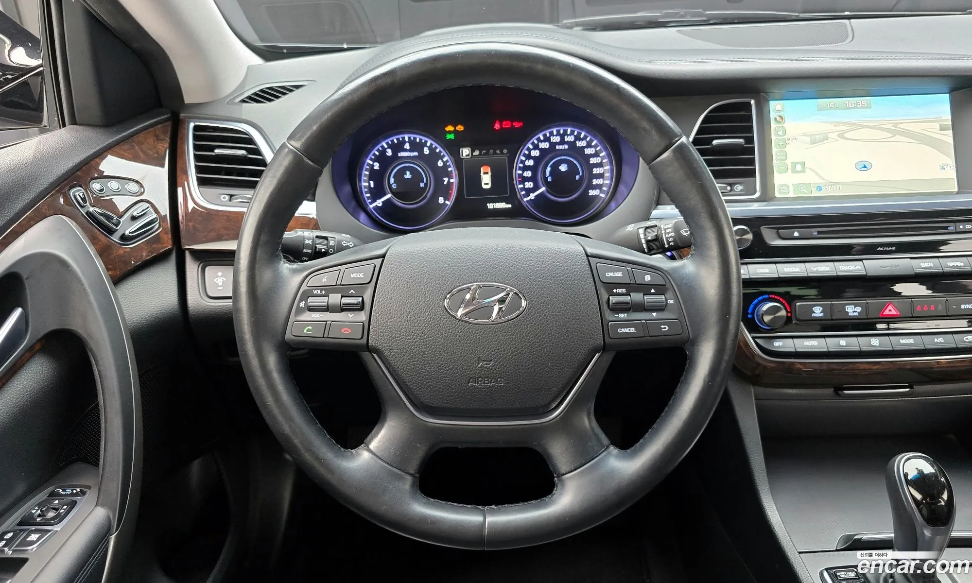 Hyundai Aslan 2015 — 3