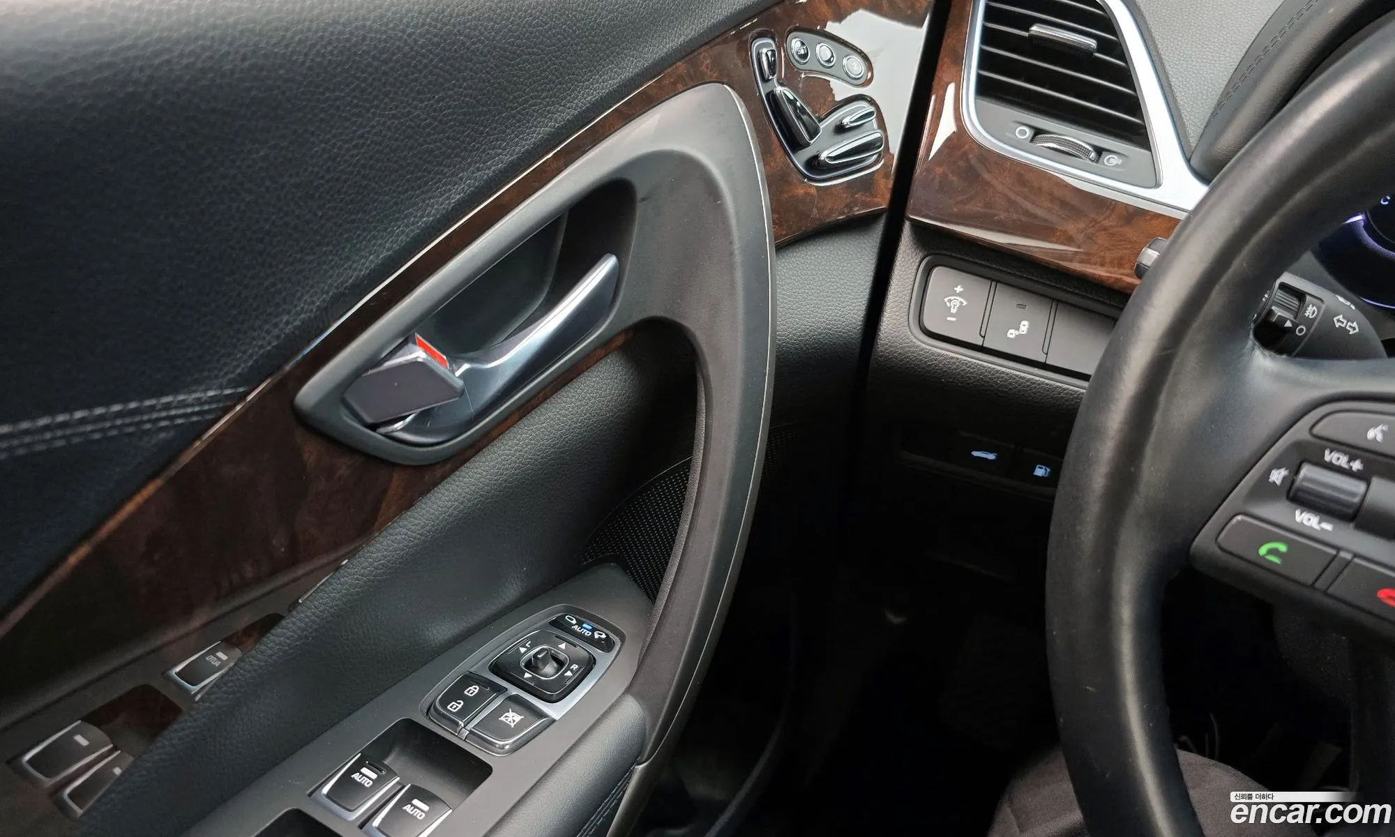 Hyundai Aslan 2015 — 13