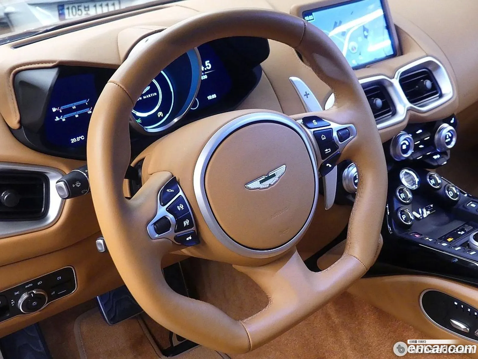 Aston Martin Vantage 2023 — 3