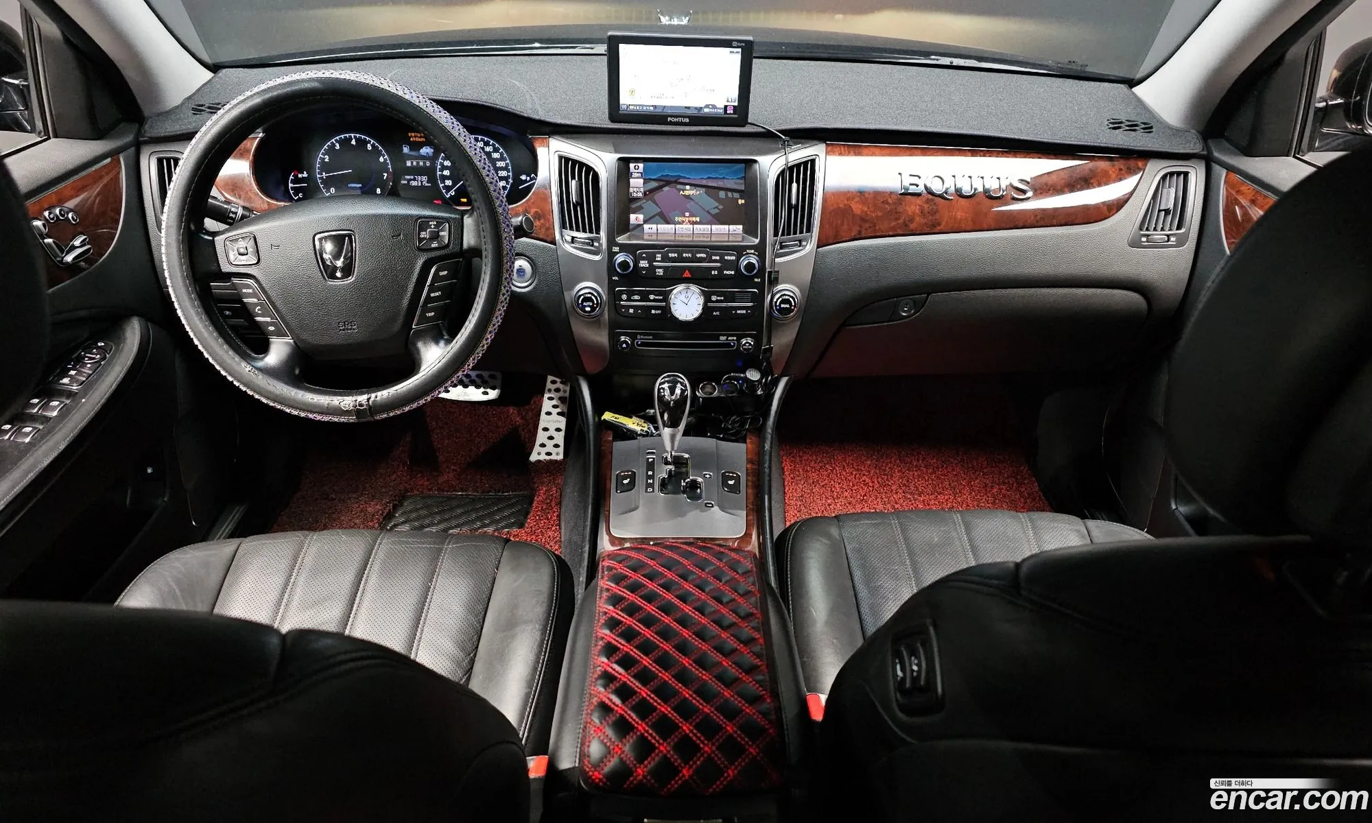 Hyundai Equus 2009 — 17