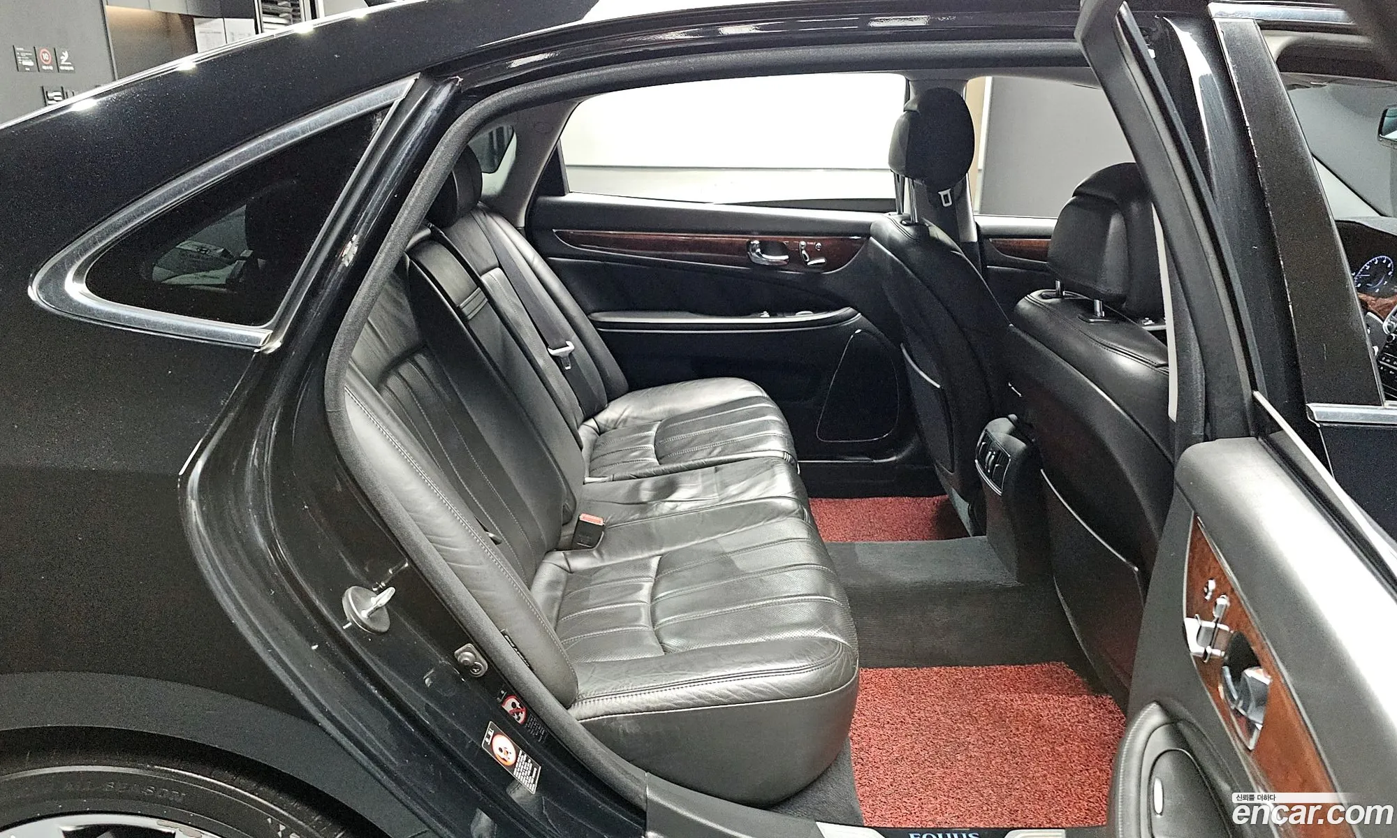 Hyundai Equus 2009 — 5