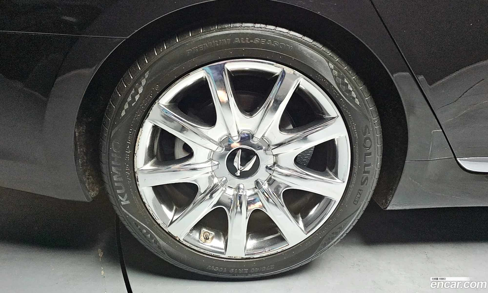 Hyundai Equus 2009 — 2