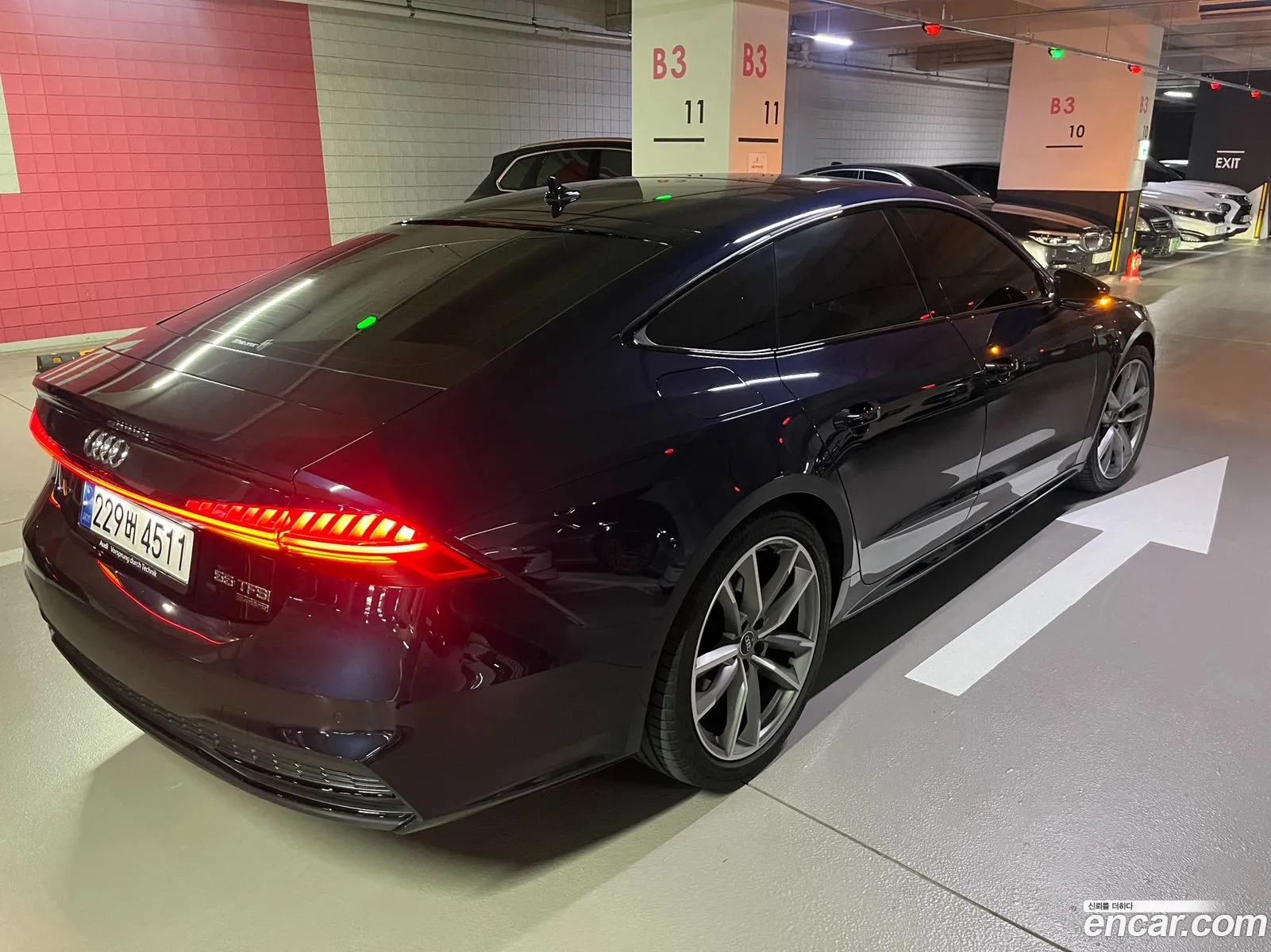 Audi A7 2022 — 7