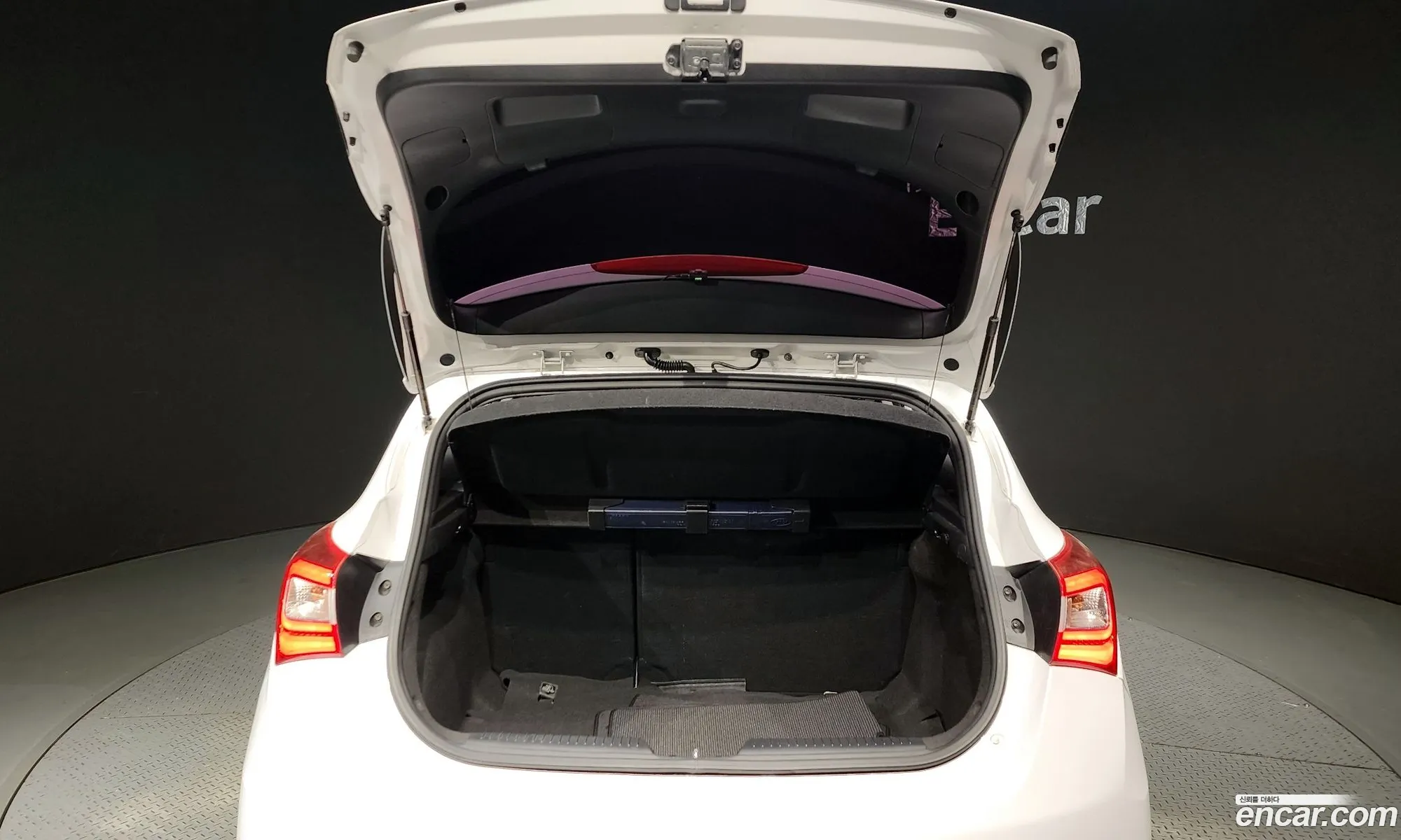 Hyundai i30 2015 — 10