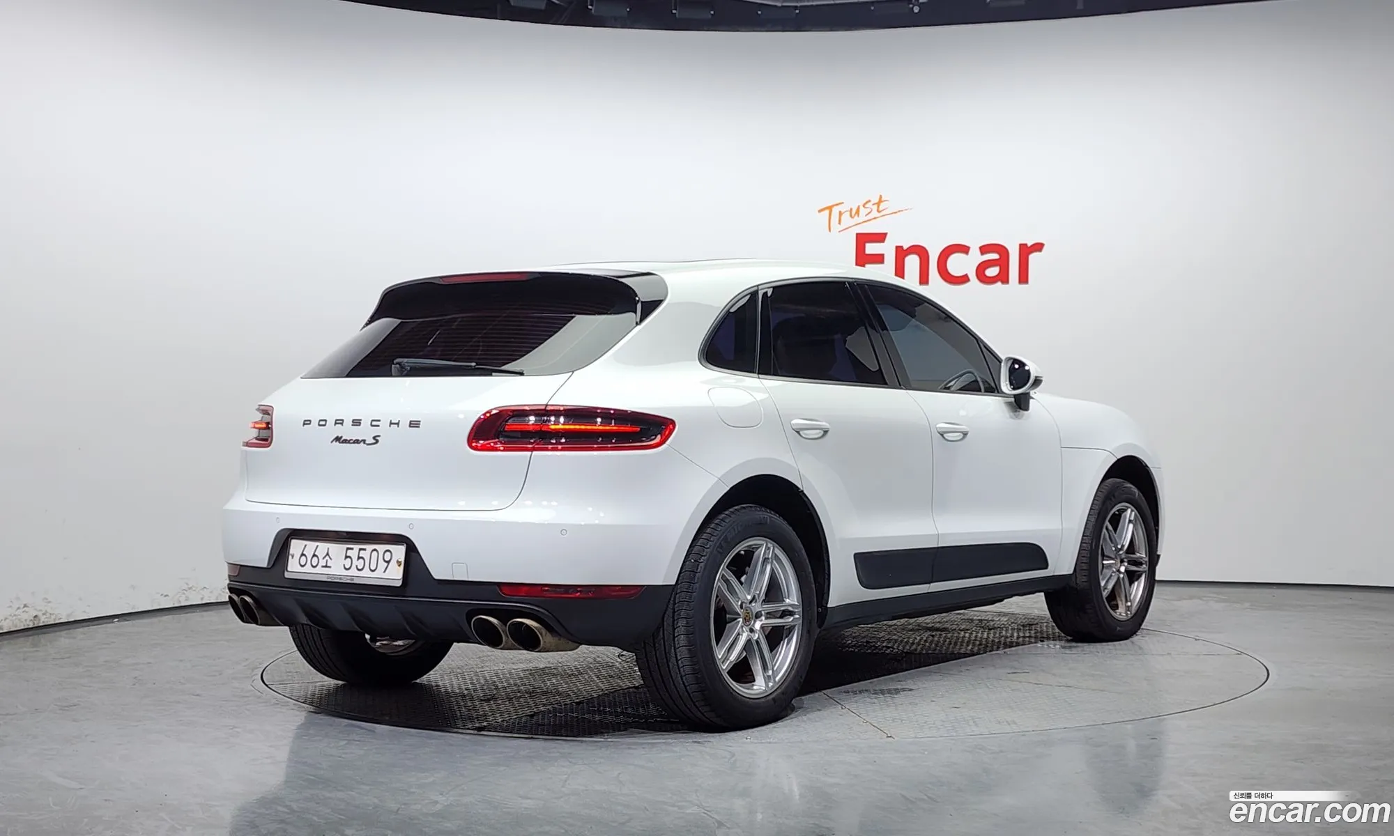 Porsche Macan 2015 WP1AD2955FLB34270 — 9