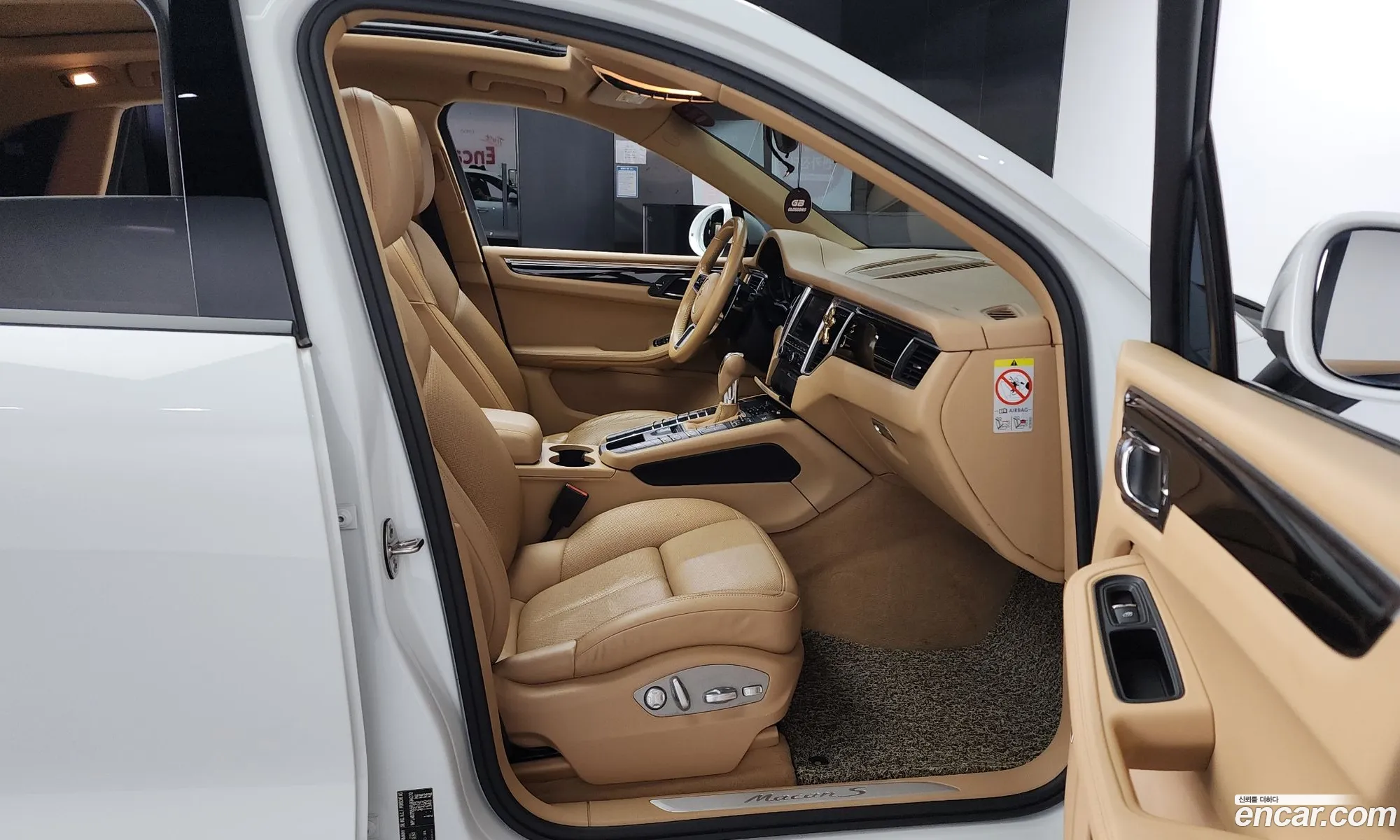 Porsche Macan 2015 WP1AD2955FLB34270 — 19