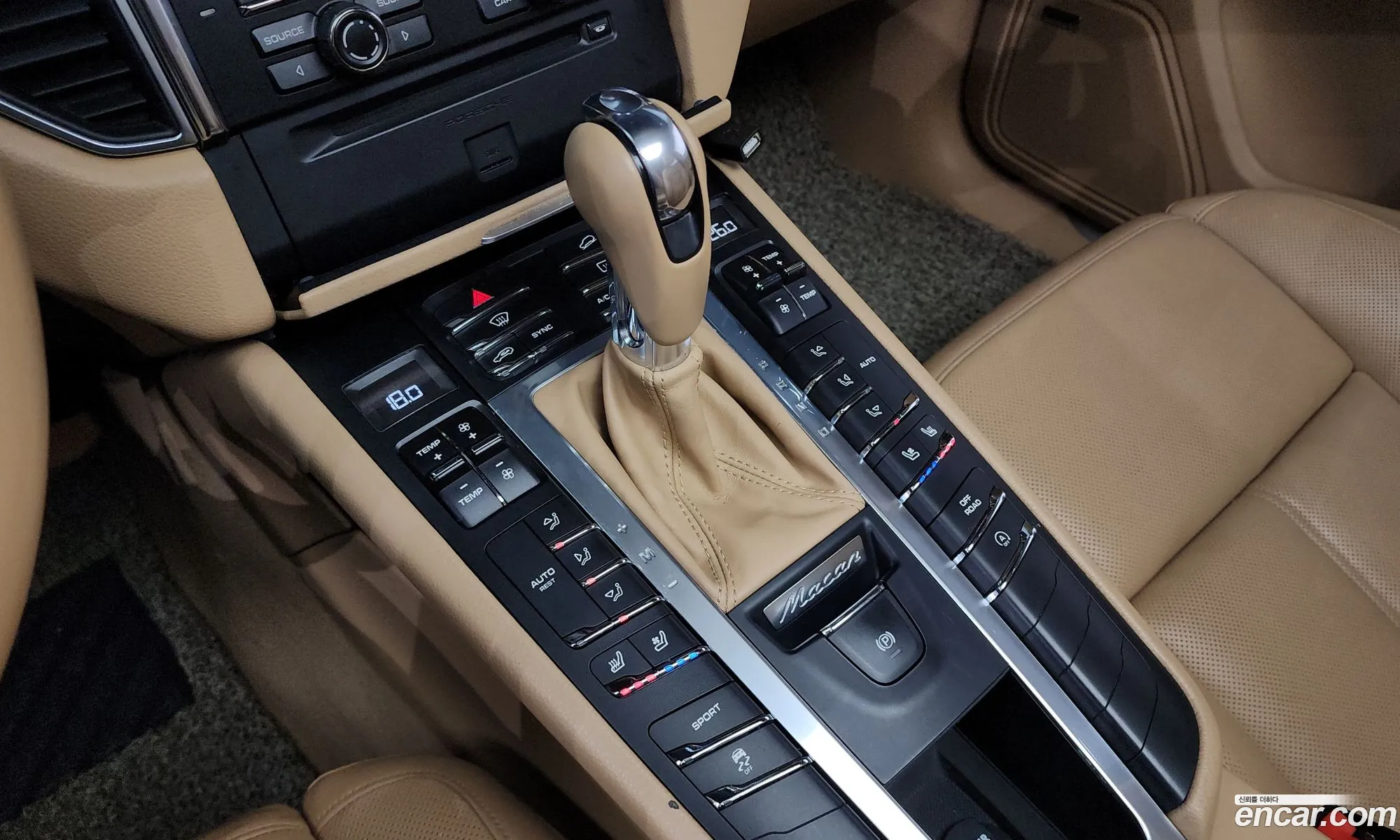 Porsche Macan 2015 WP1AD2955FLB34270 — 12