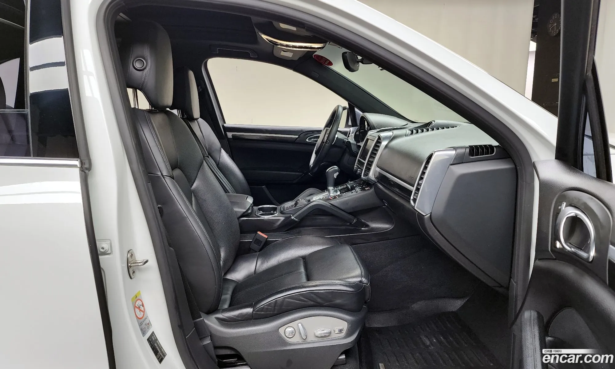 Porsche Cayenne 2013 WP1AF2922DLA41672 — 2