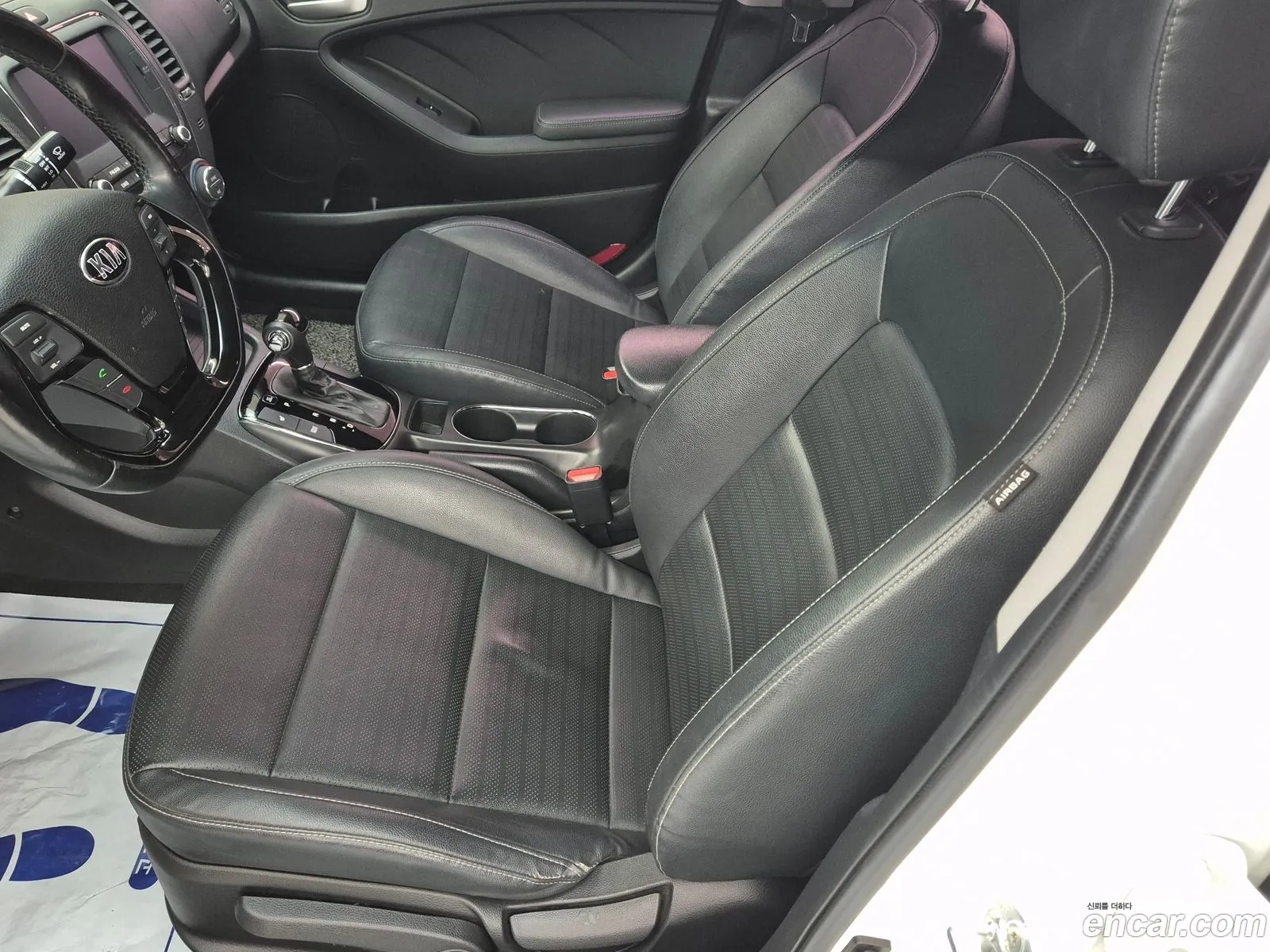 Kia K3 2017 — 9