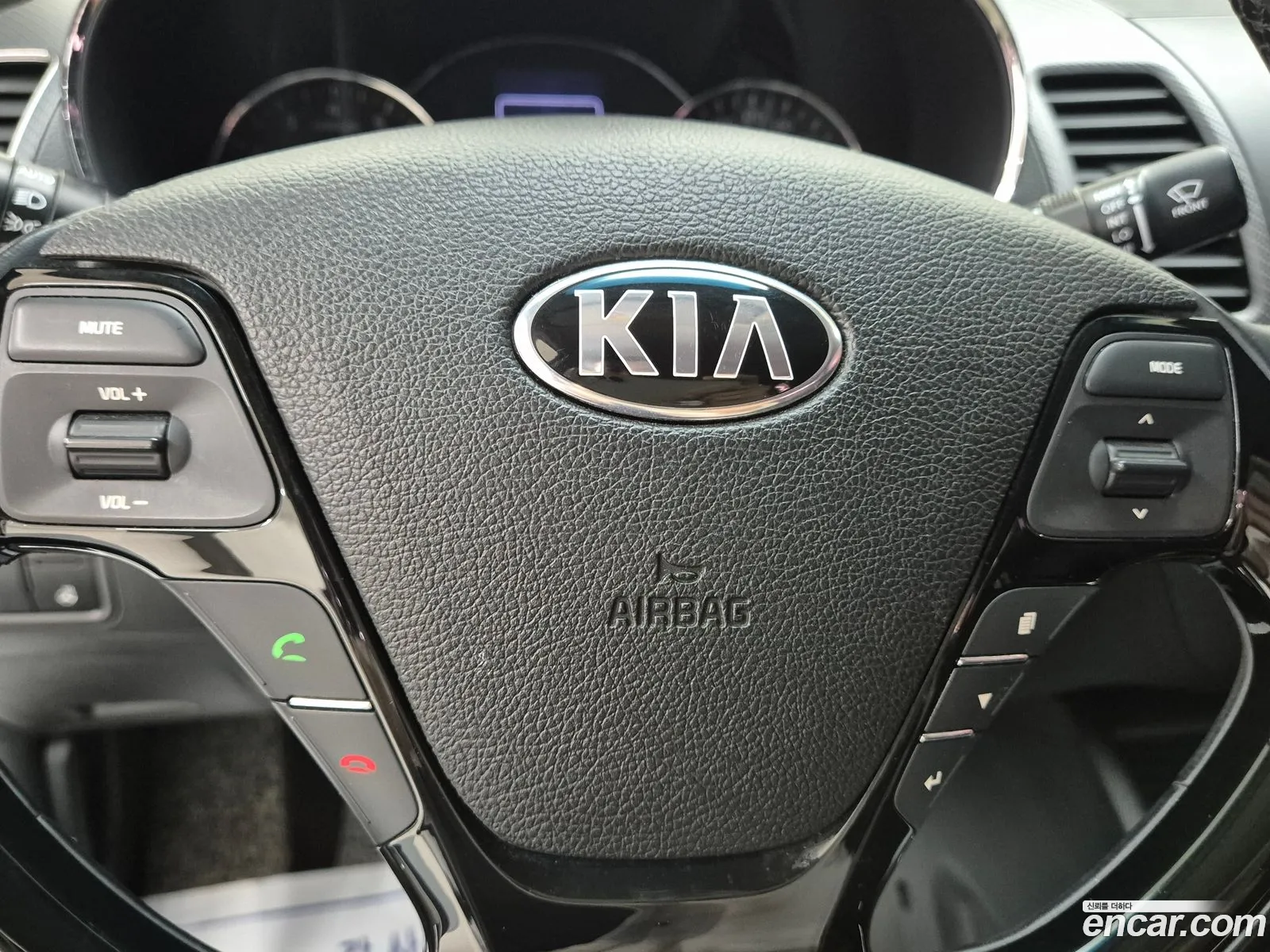 Kia K3 2017 — 12