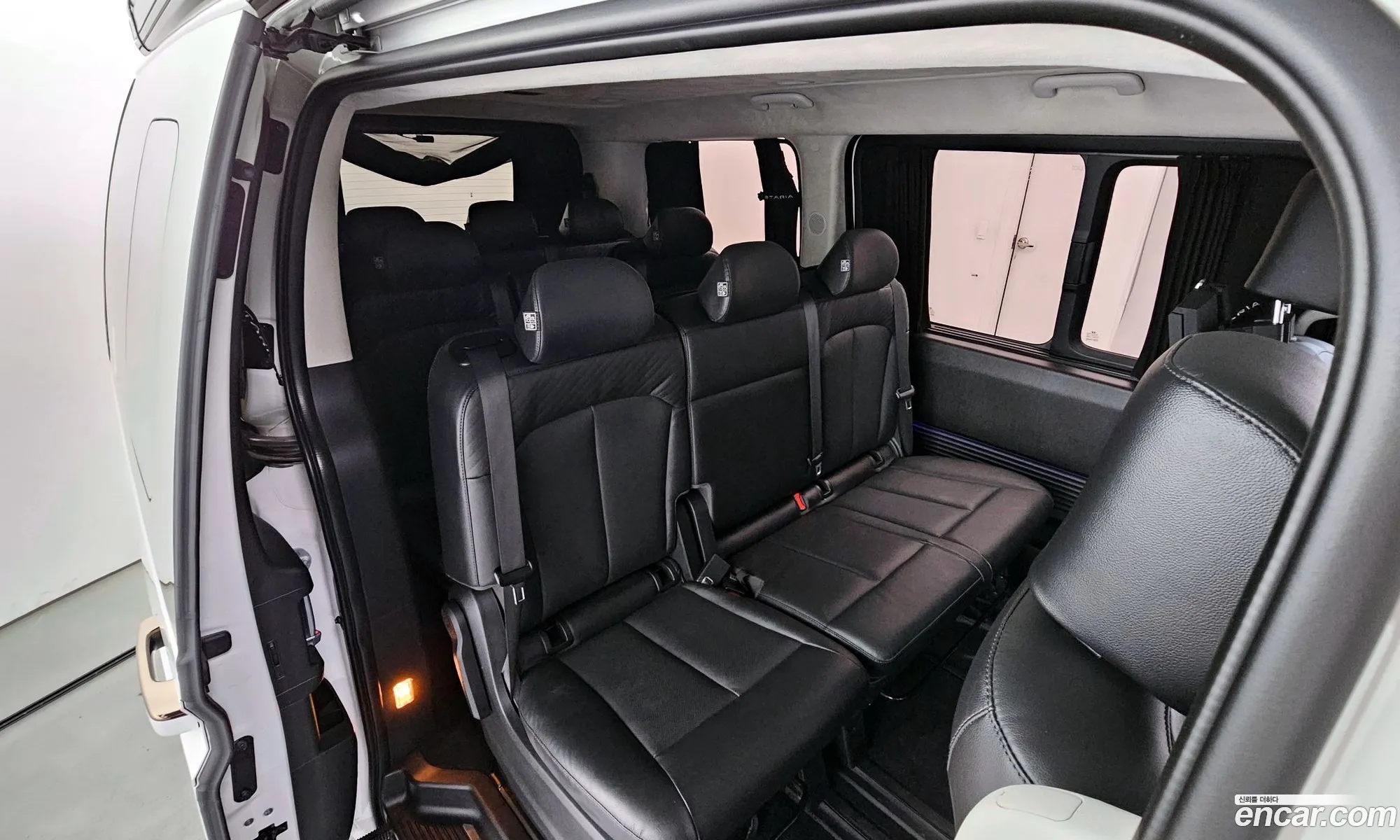 Hyundai Staria 2022 — 16