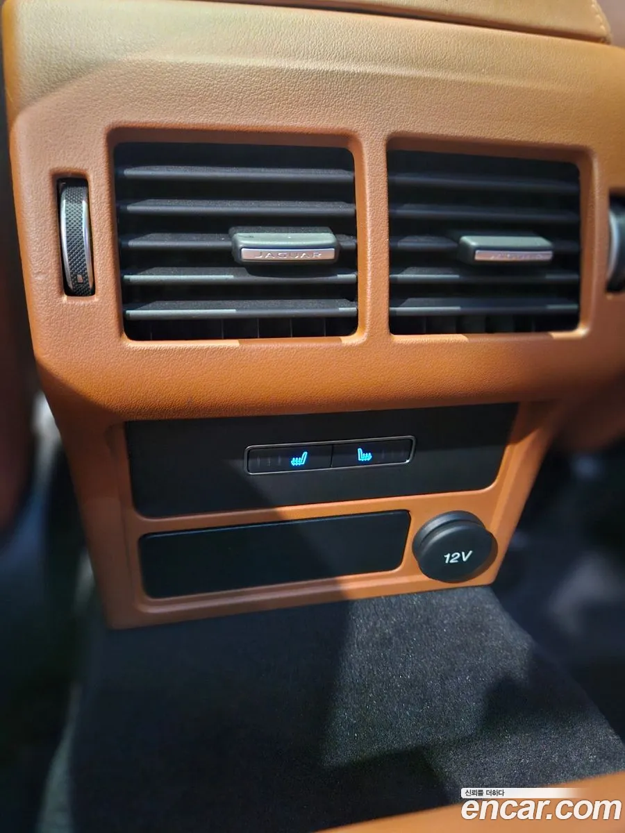 Jaguar XE 2016 — 20