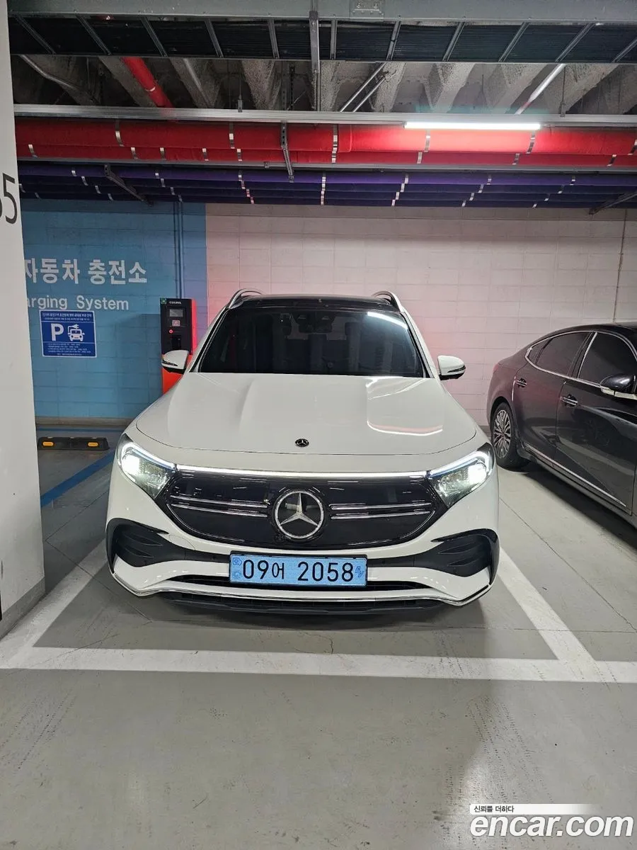 Mercedes-Benz EQB X243 2023 — 17