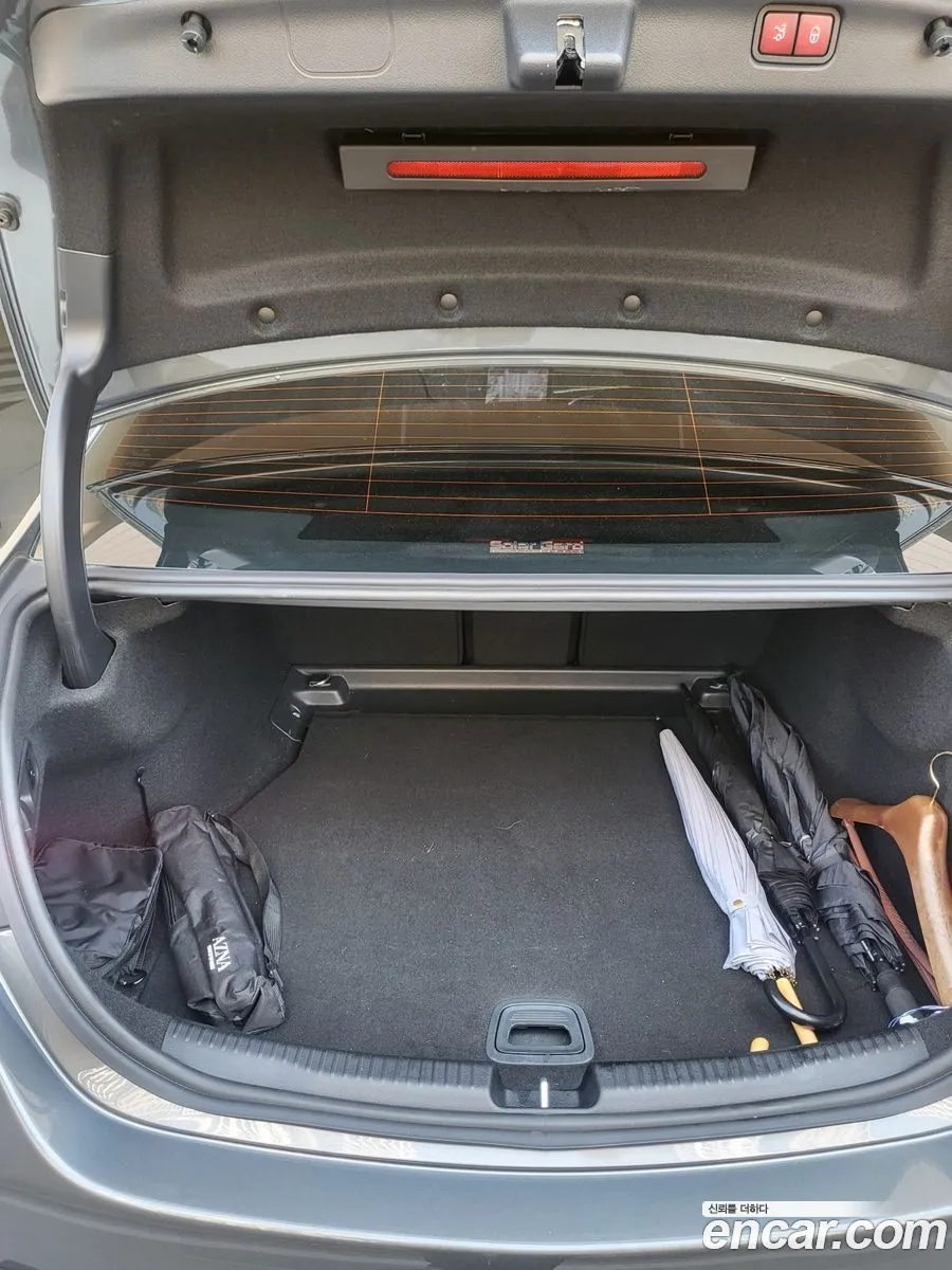 Mercedes-Benz C-Class W206 2022 — 14