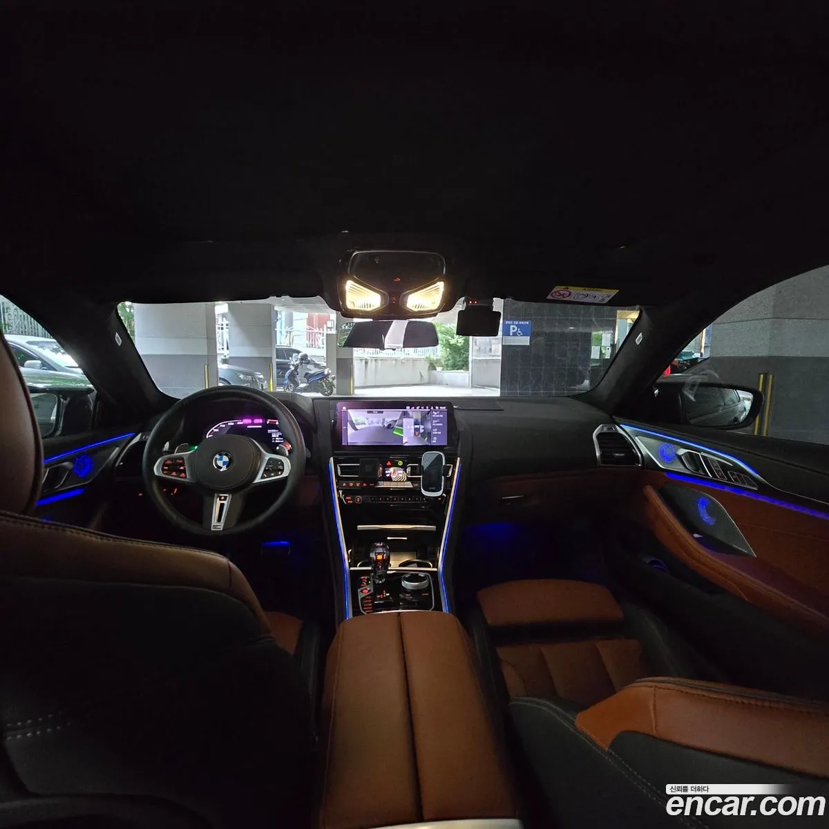 BMW 8 Series 2023 — 9