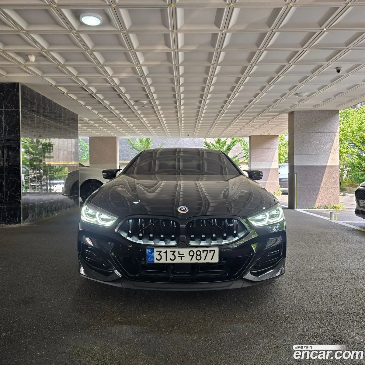 BMW 8 Series 2023 — 11