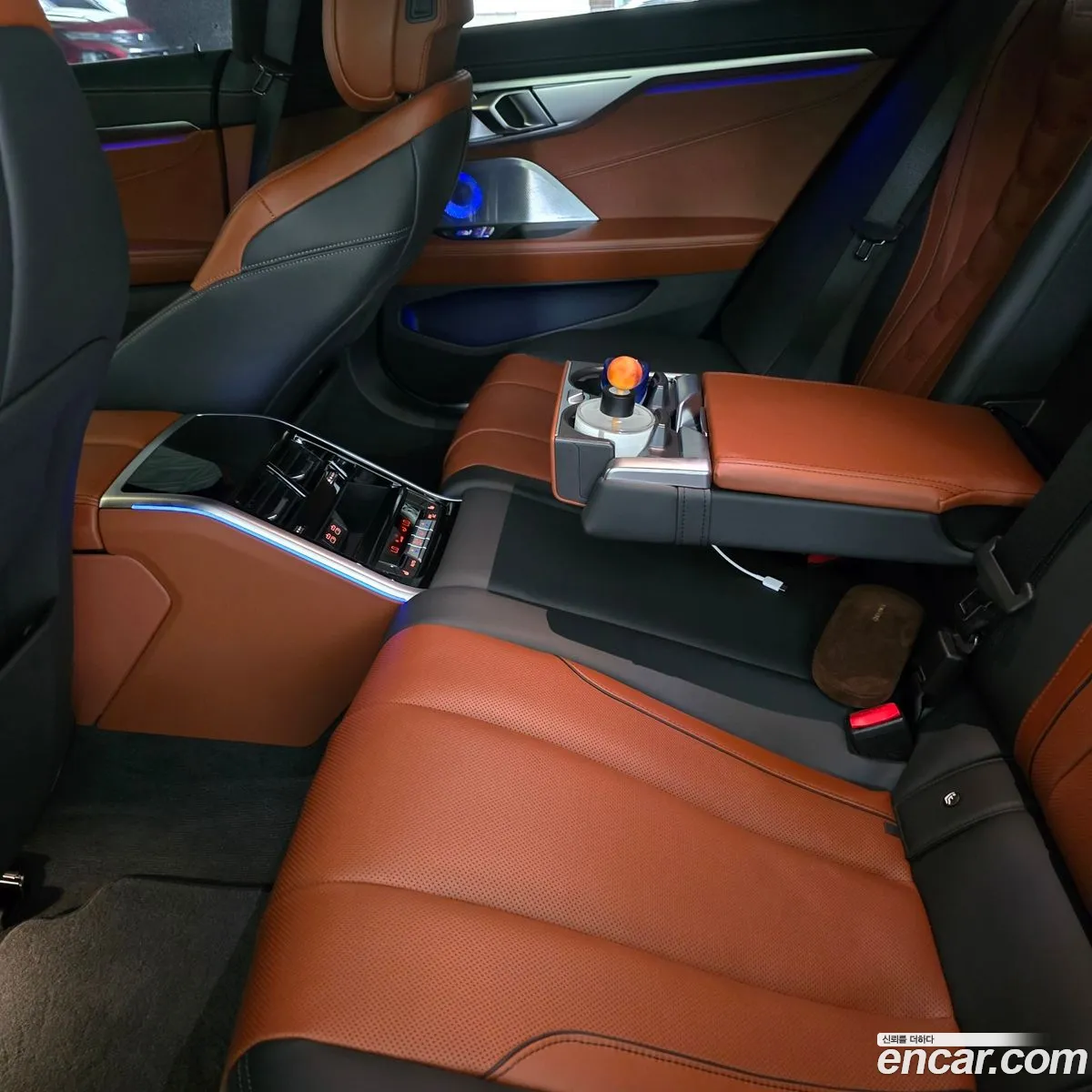 BMW 8 Series 2023 — 5