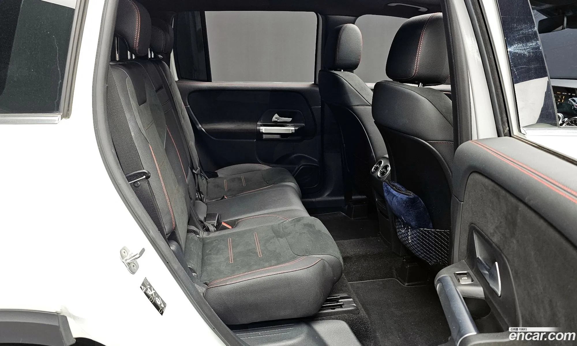 Mercedes-Benz GLB-Class X247 2023 — 17