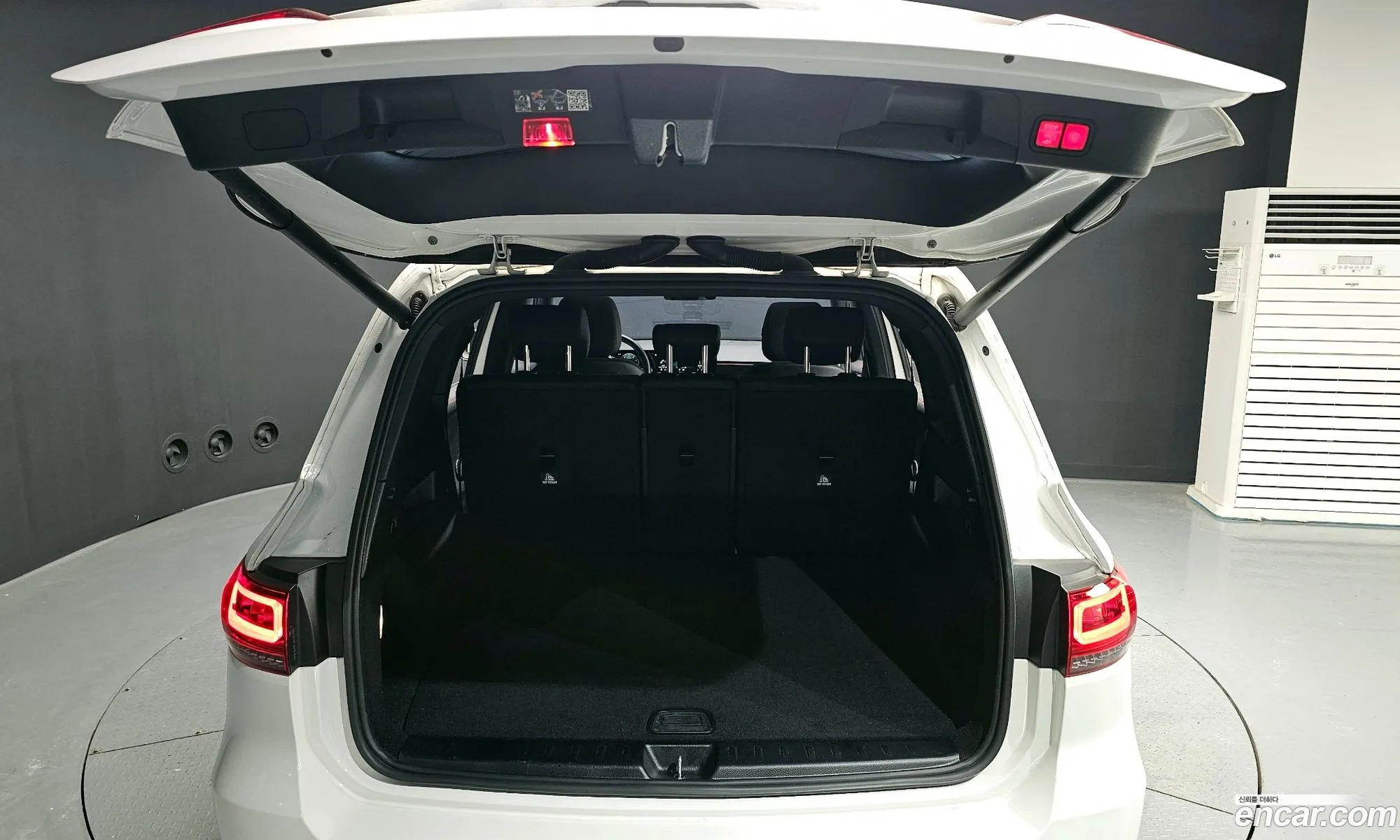 Mercedes-Benz GLB-Class X247 2023 — 15
