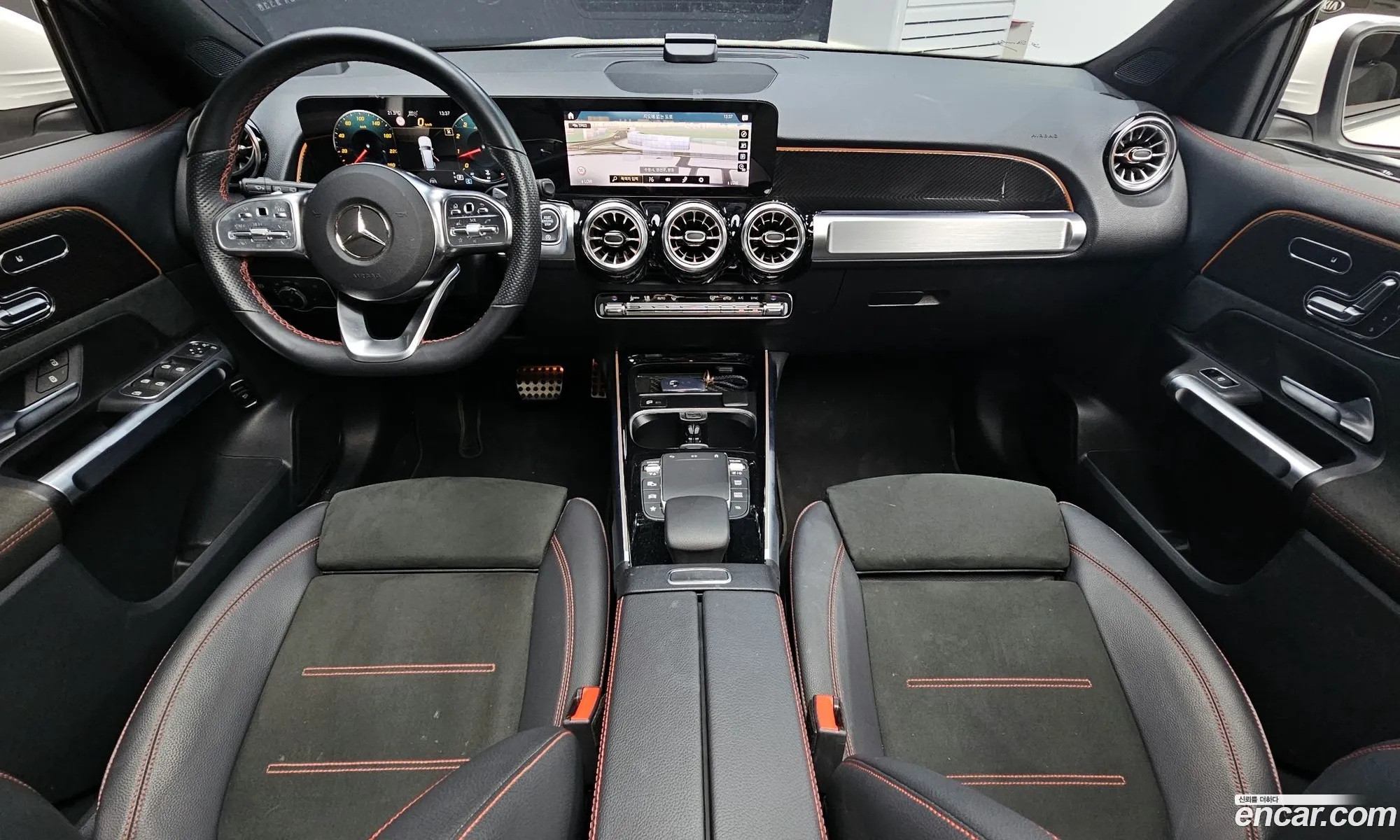 Mercedes-Benz GLB-Class X247 2023 — 8