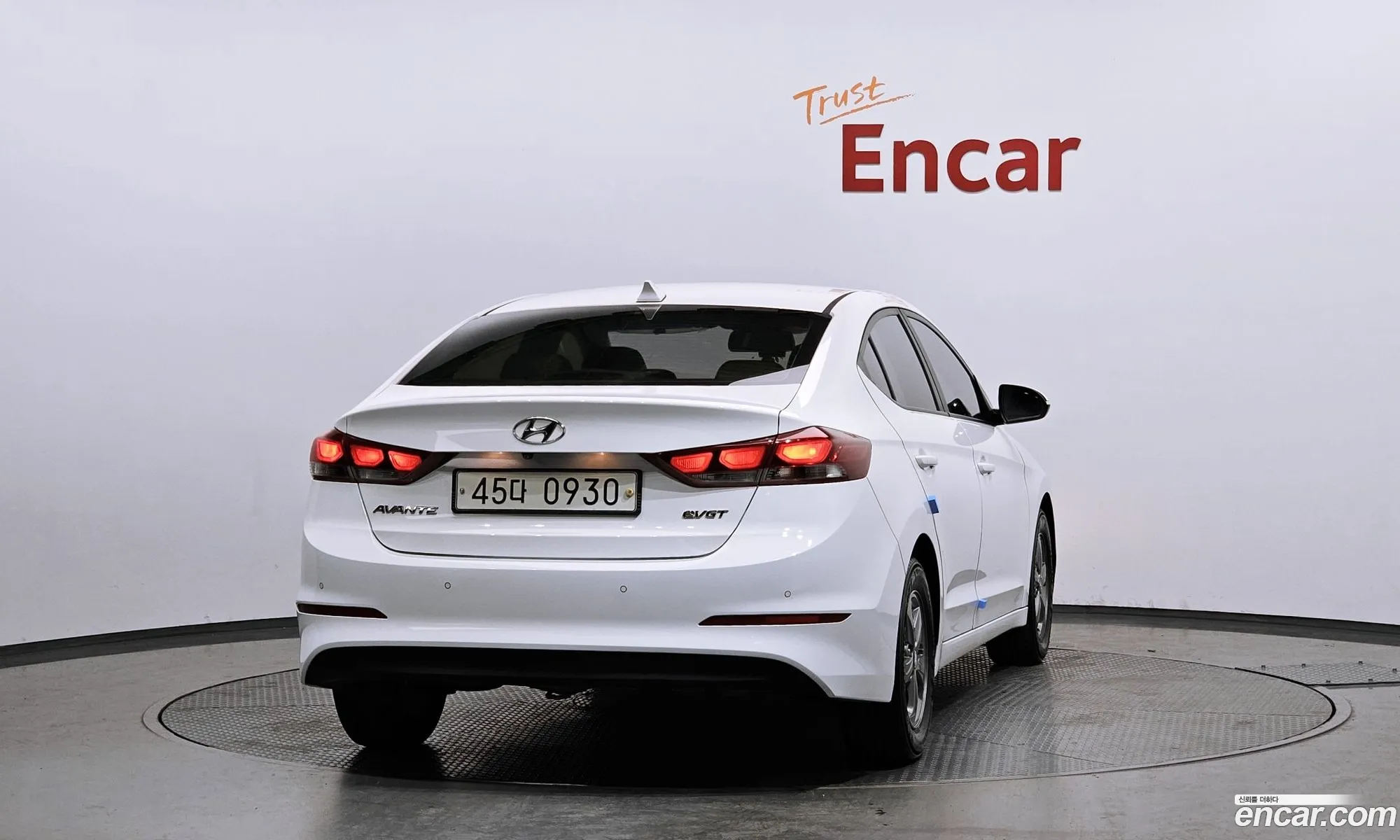 Hyundai Elantra AD 2015 — 6