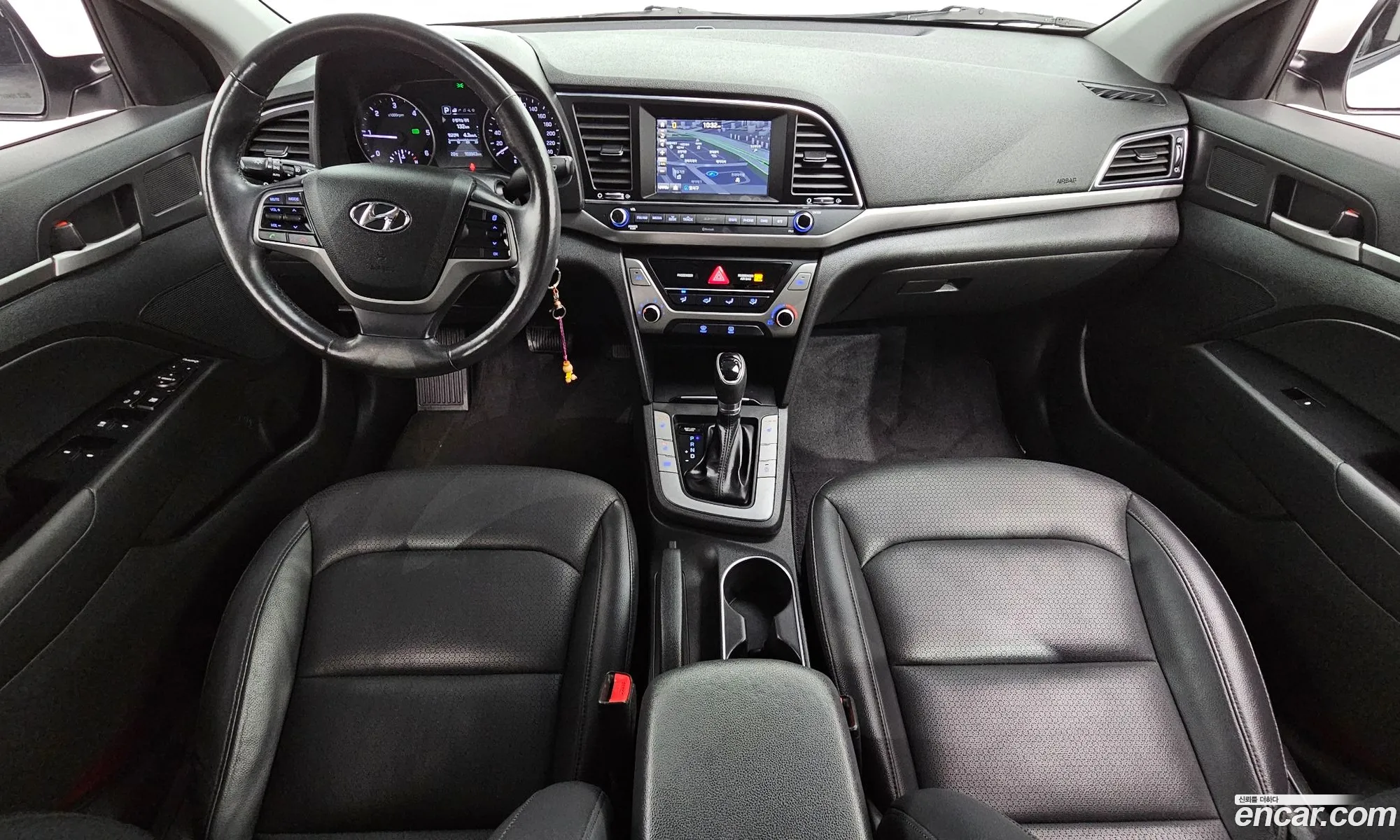 Hyundai Elantra AD 2015 — 9