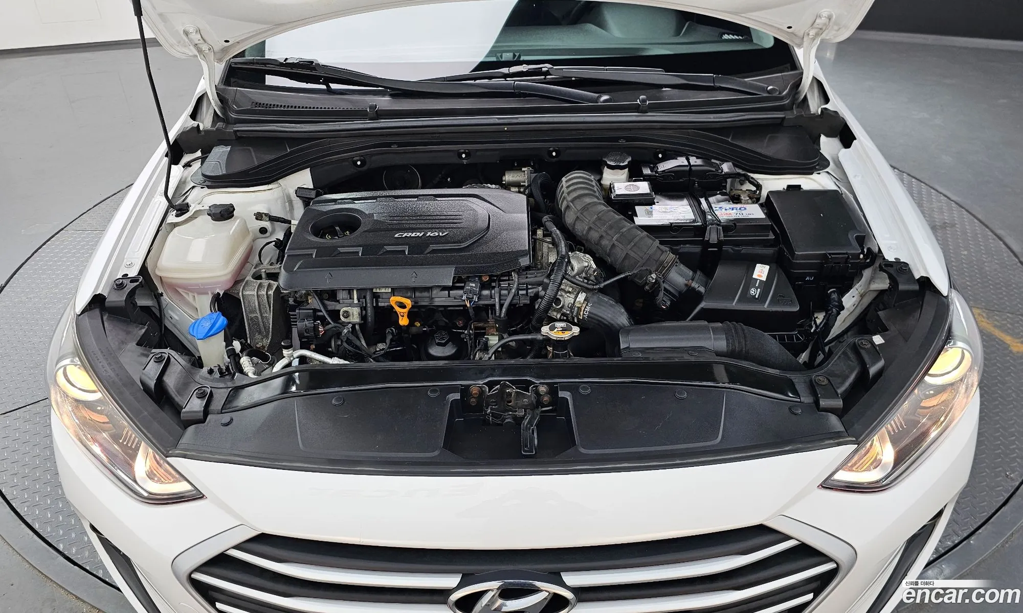 Hyundai Elantra AD 2015 — 15