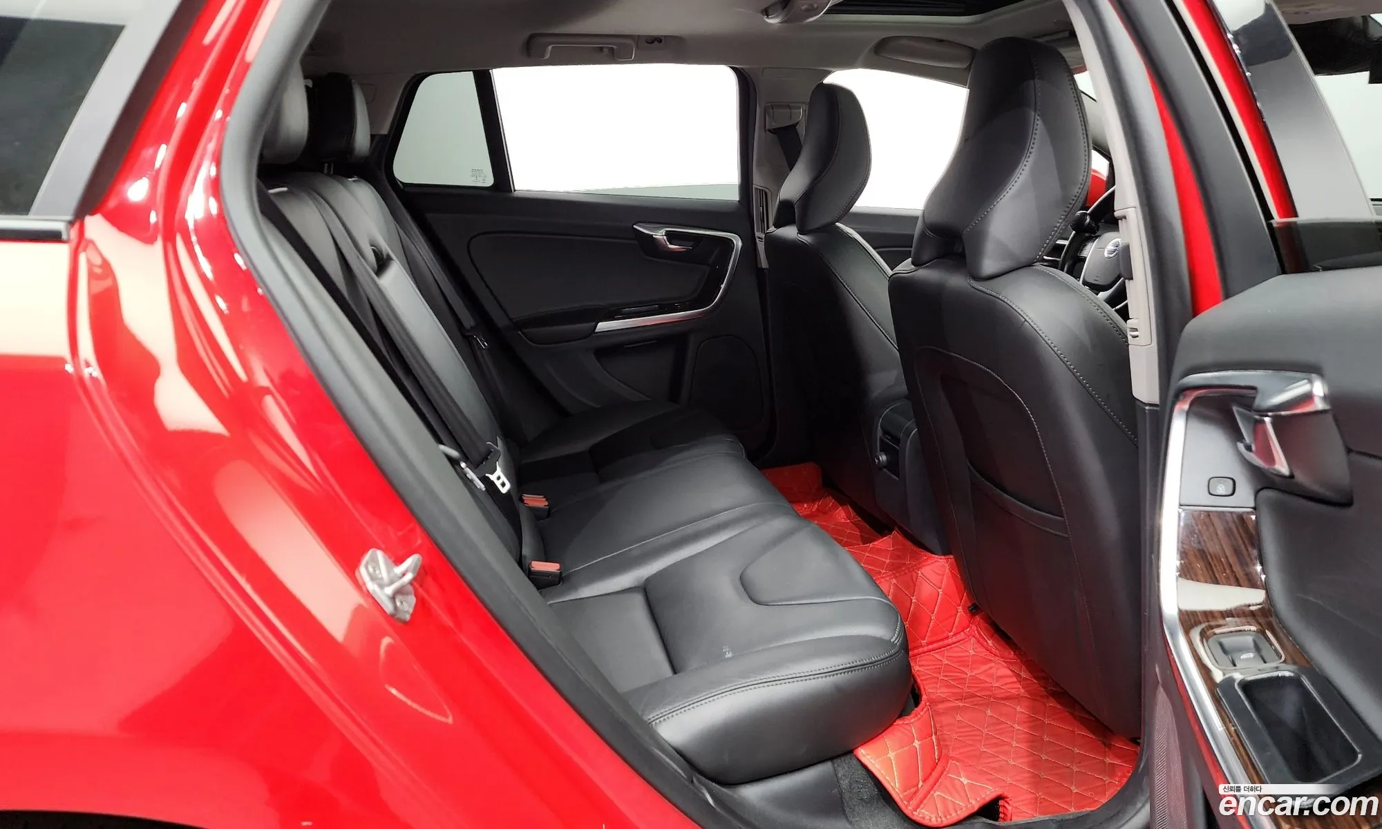 Volvo V60 2018 YV1FW79B0J2397821 — 11