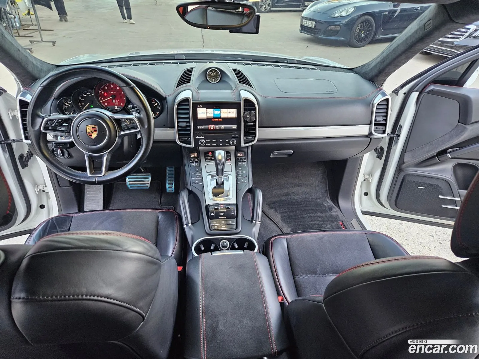 Porsche Cayenne 2018 — 15