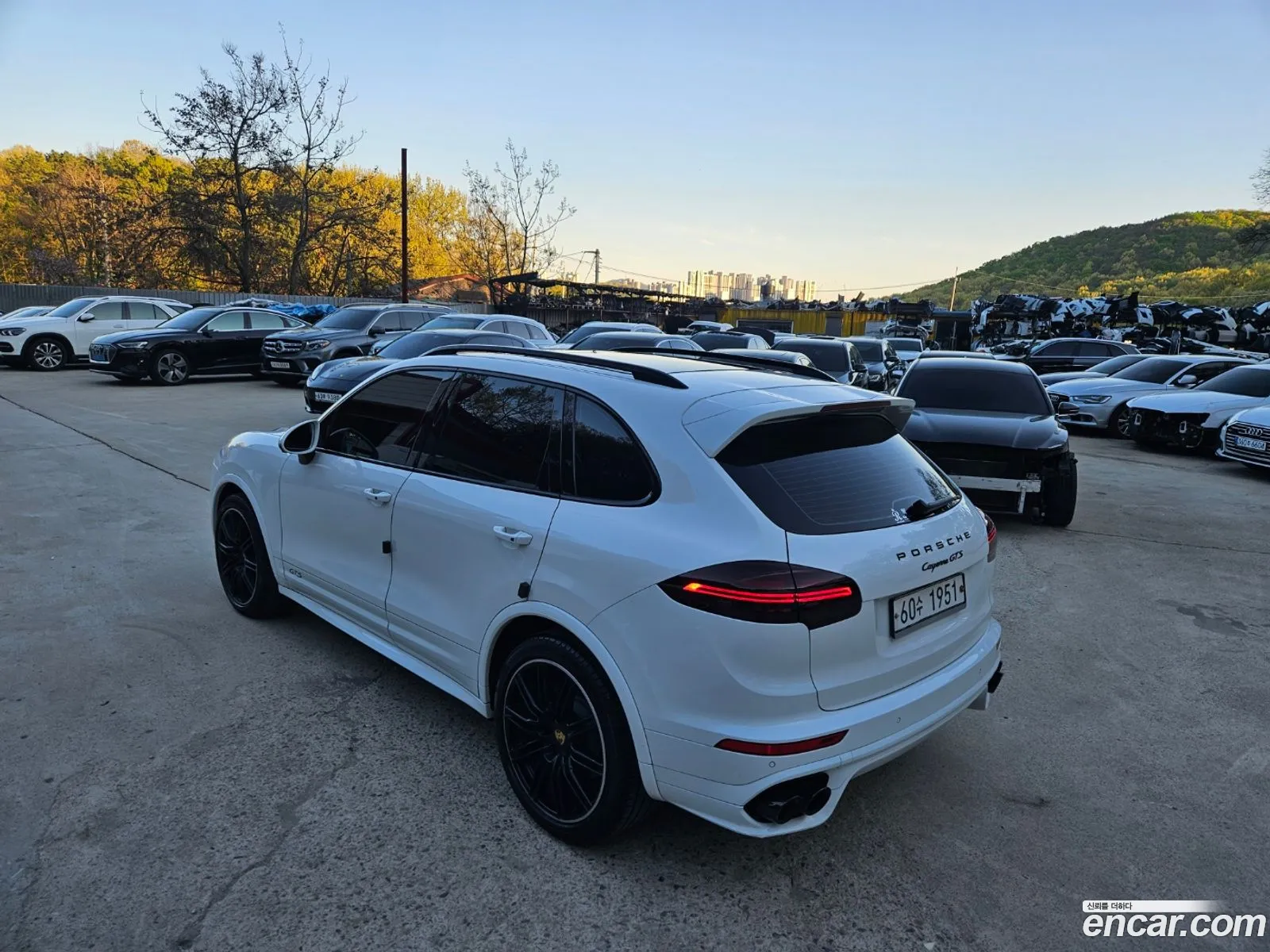 Porsche Cayenne 2018 — 16
