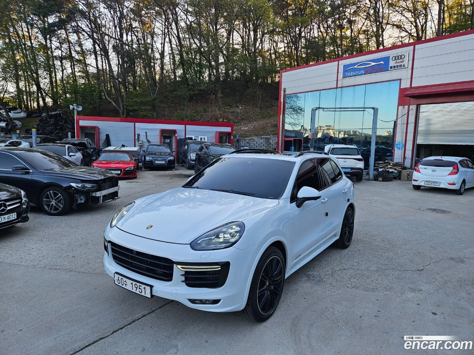 Porsche Cayenne 2018 — 17