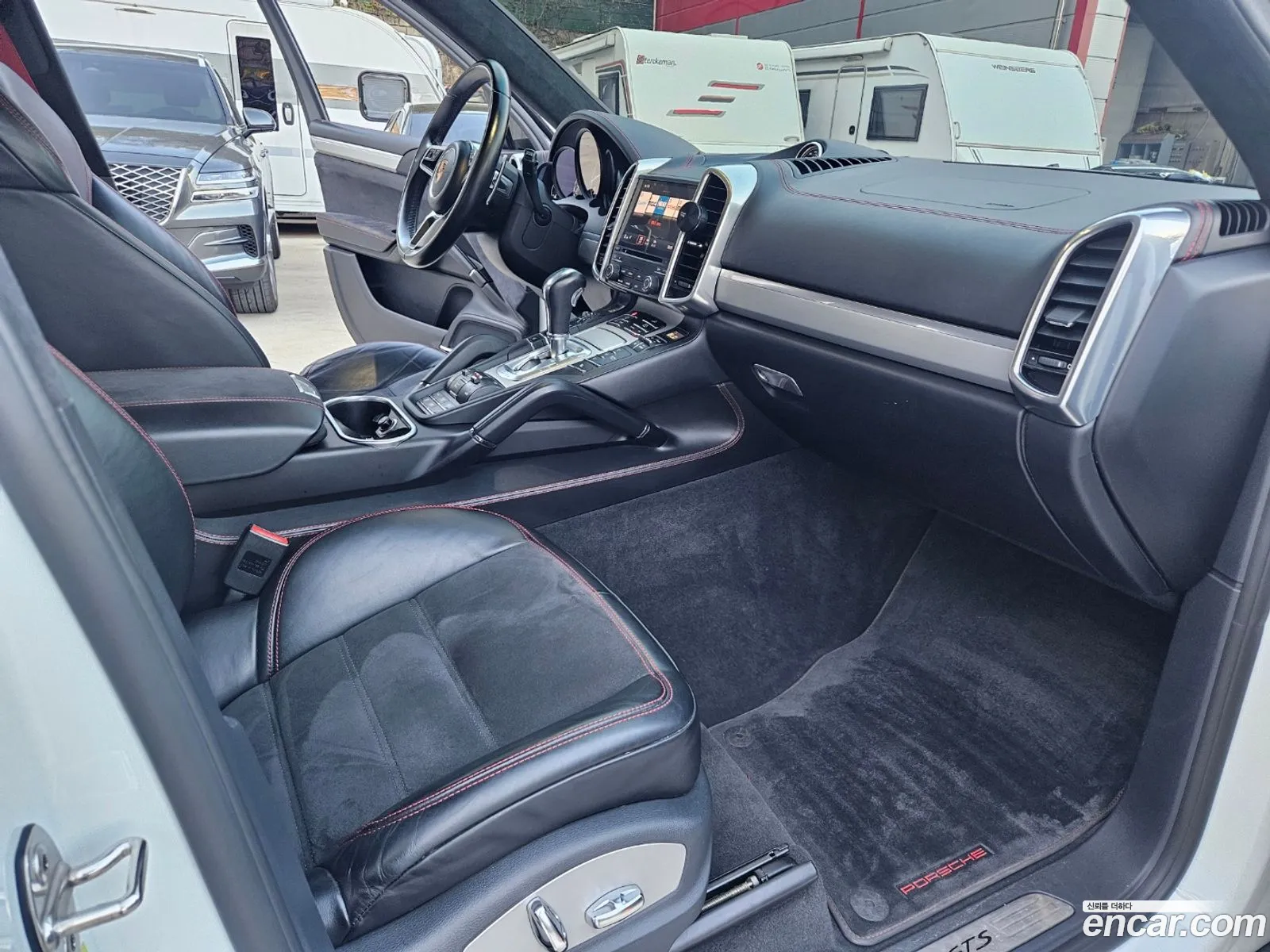 Porsche Cayenne 2018 — 2