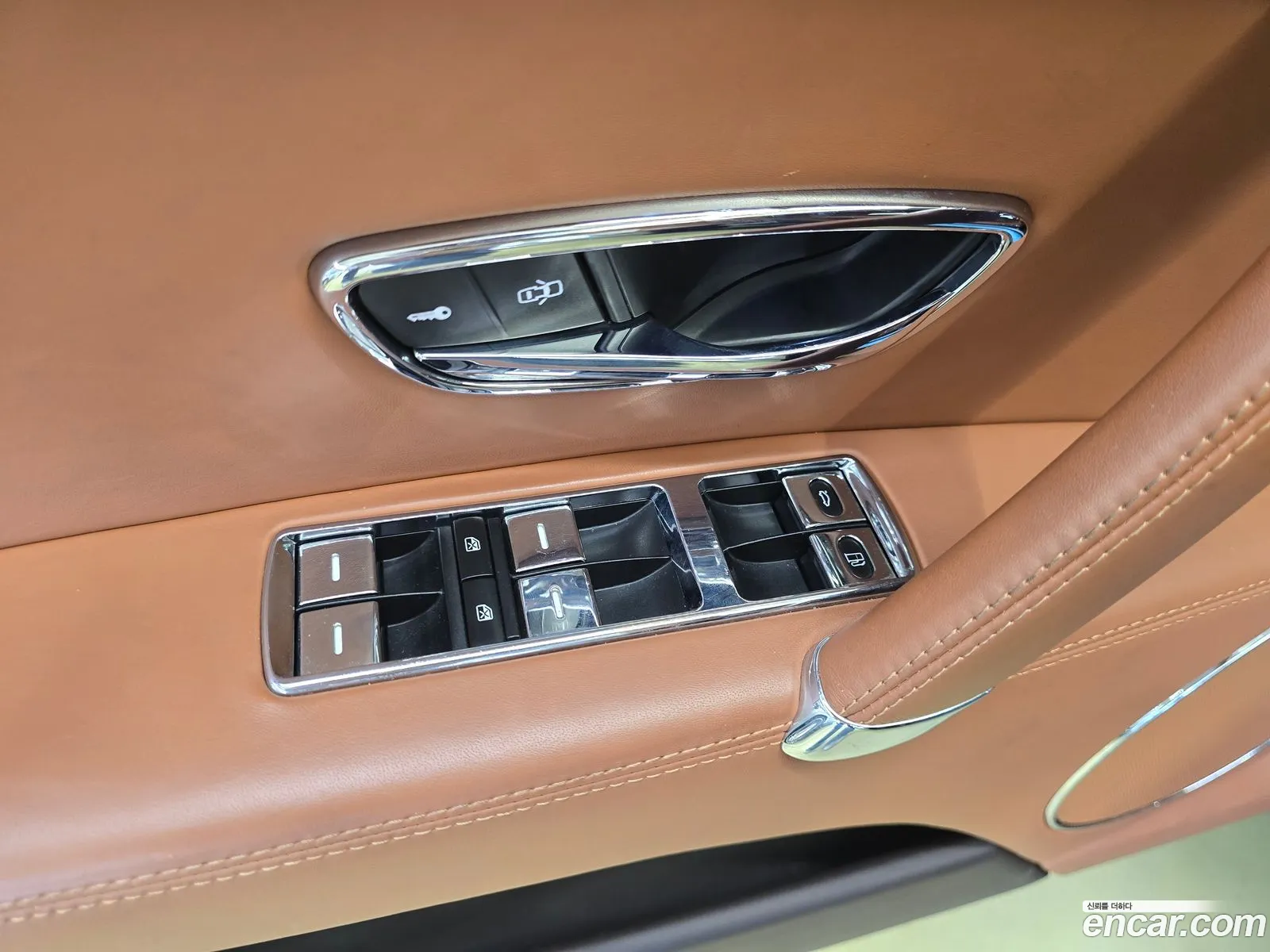 Bentley Flying Spur 2018 — 8