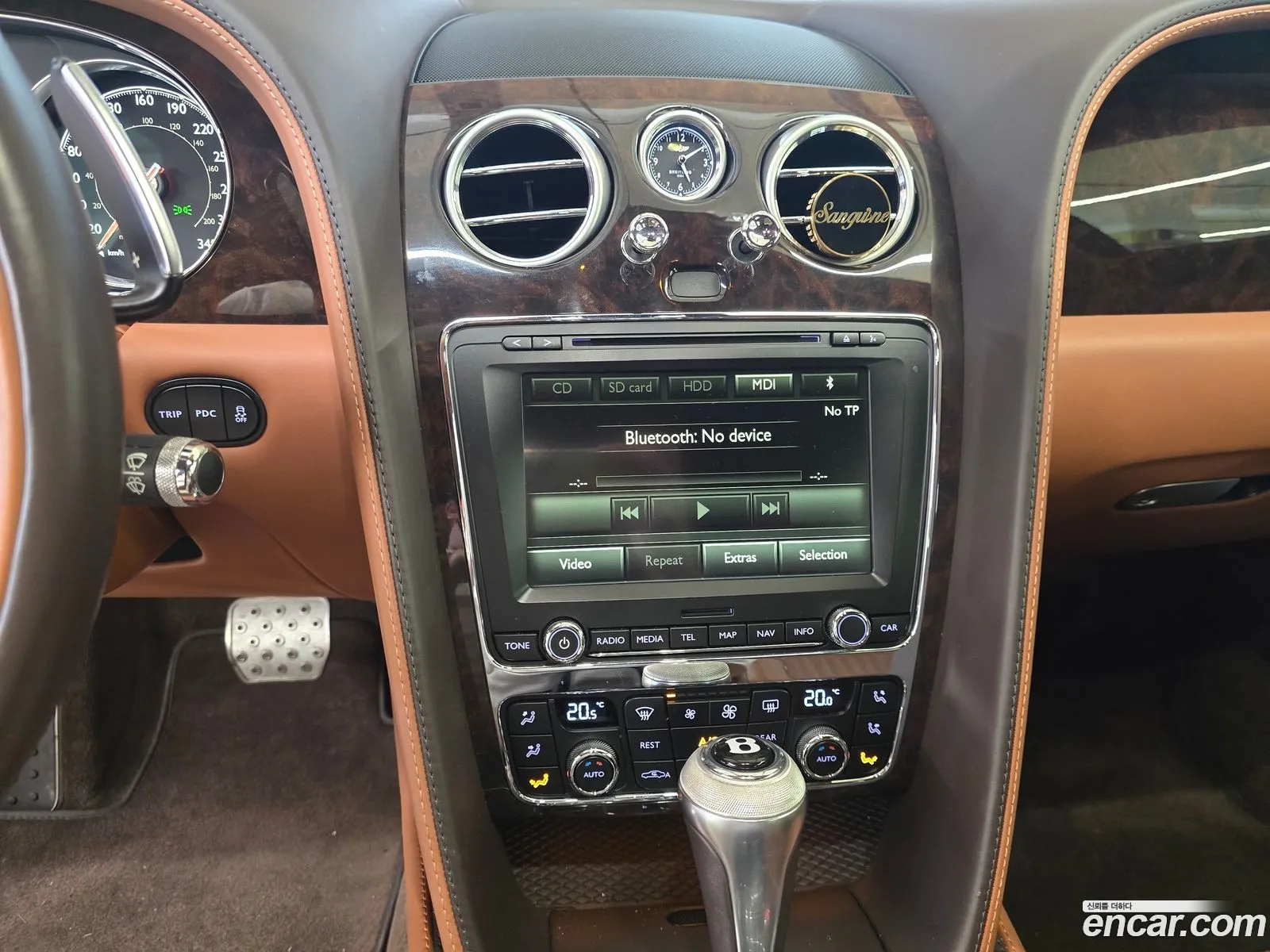 Bentley Flying Spur 2018 — 10