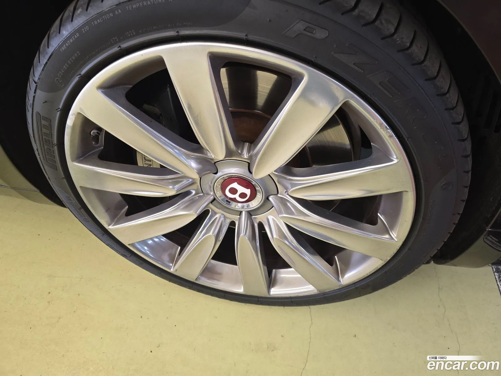 Bentley Flying Spur 2018 — 6