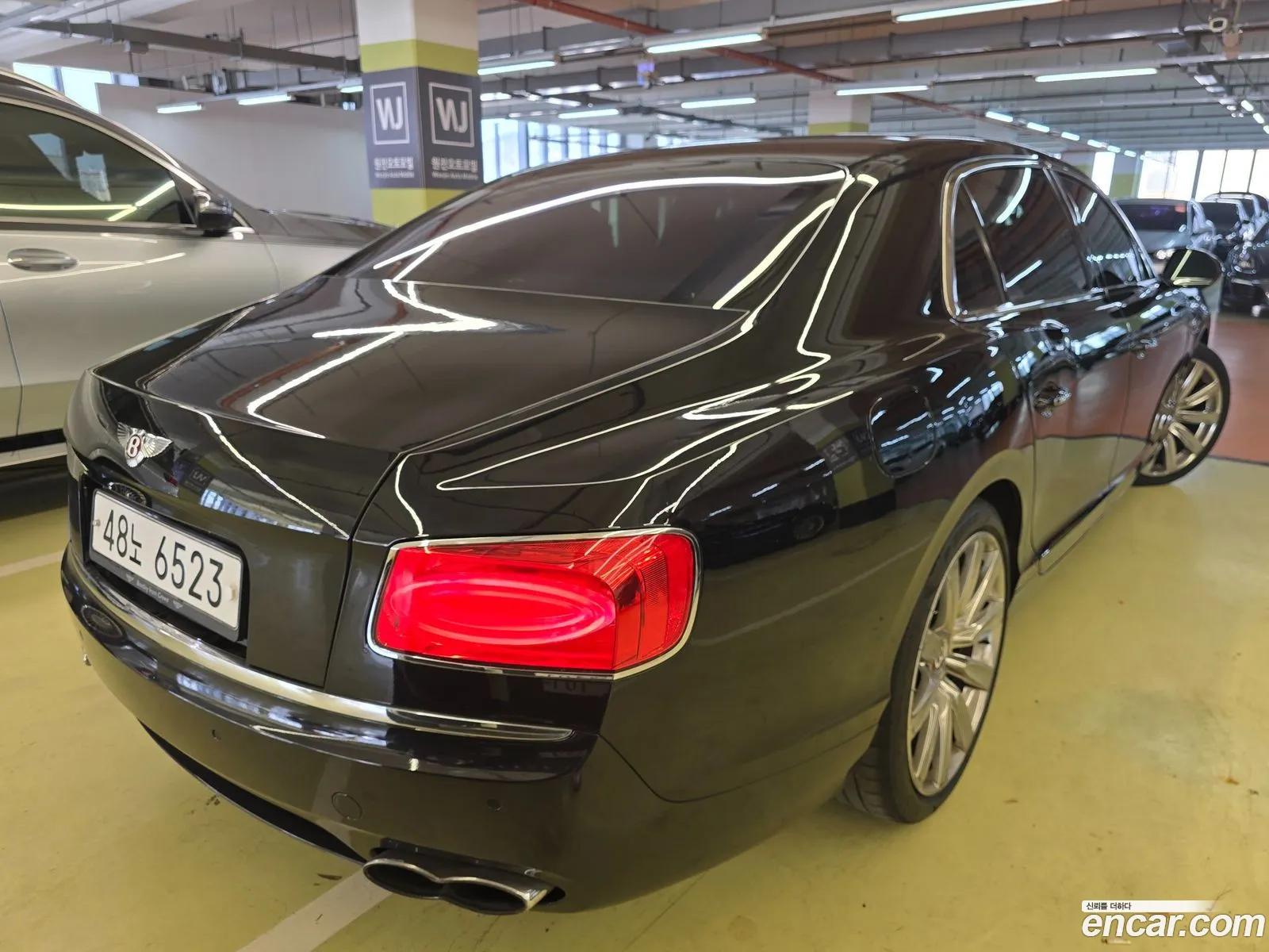 Bentley Flying Spur 2018 — 16