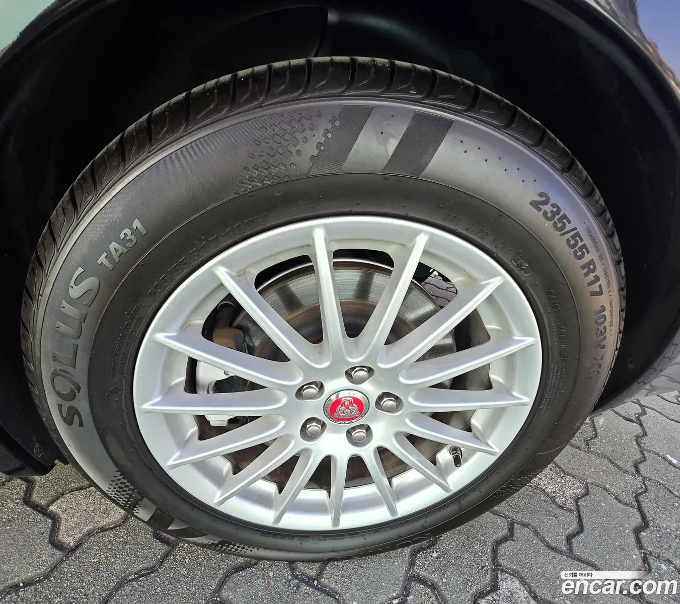 Jaguar XF 2015 — 12