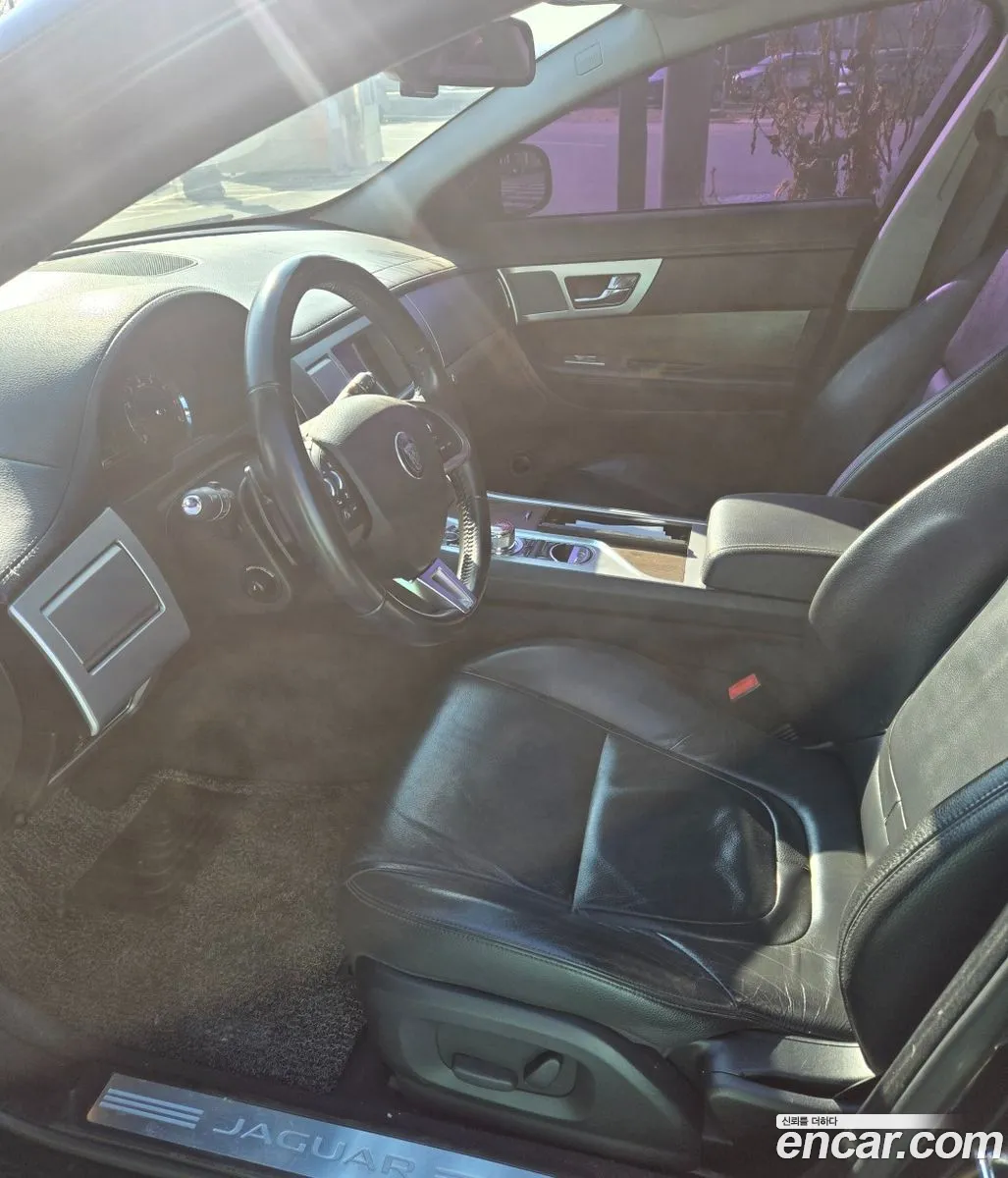Jaguar XF 2015 — 4