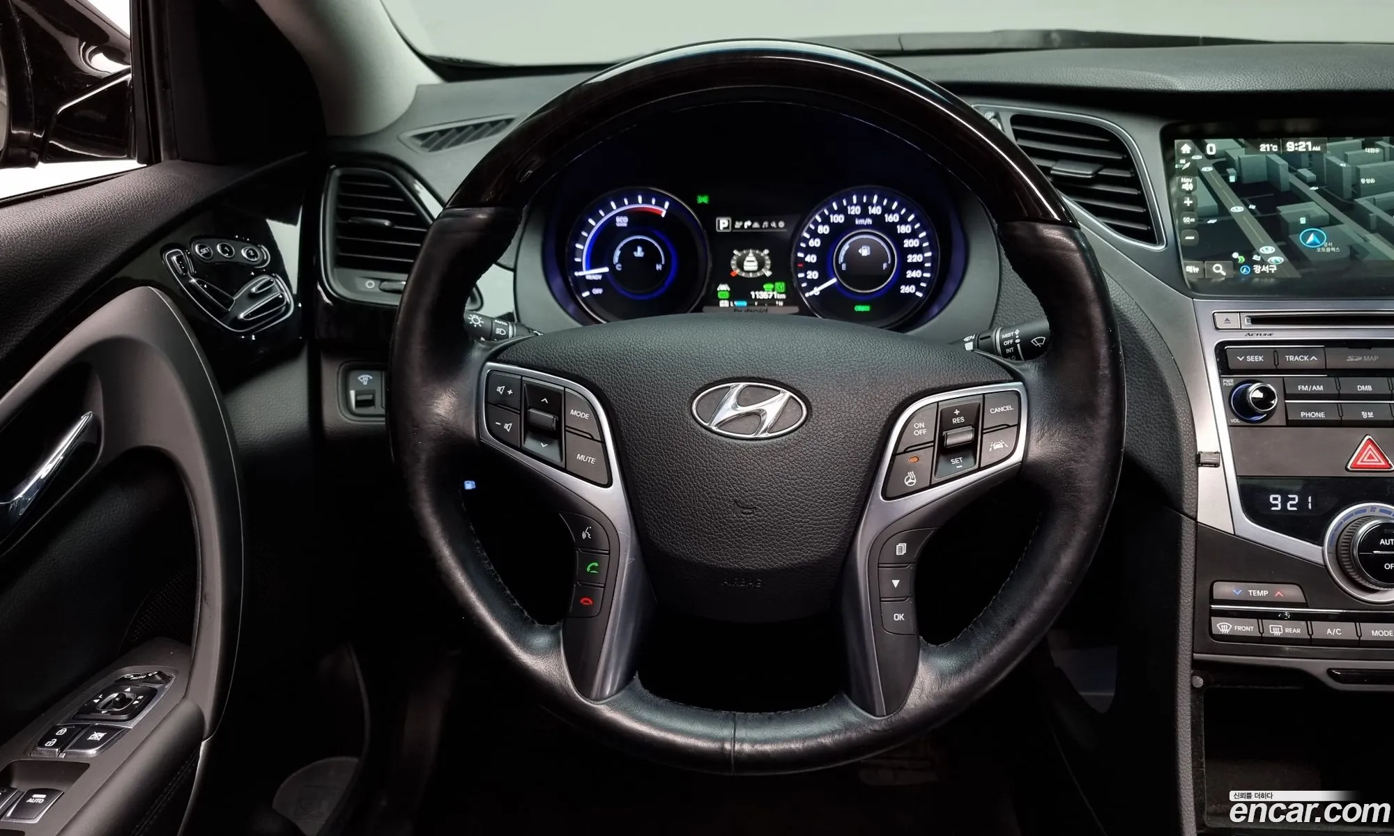 Hyundai Grandeur HG Hybrid 2015 — 7