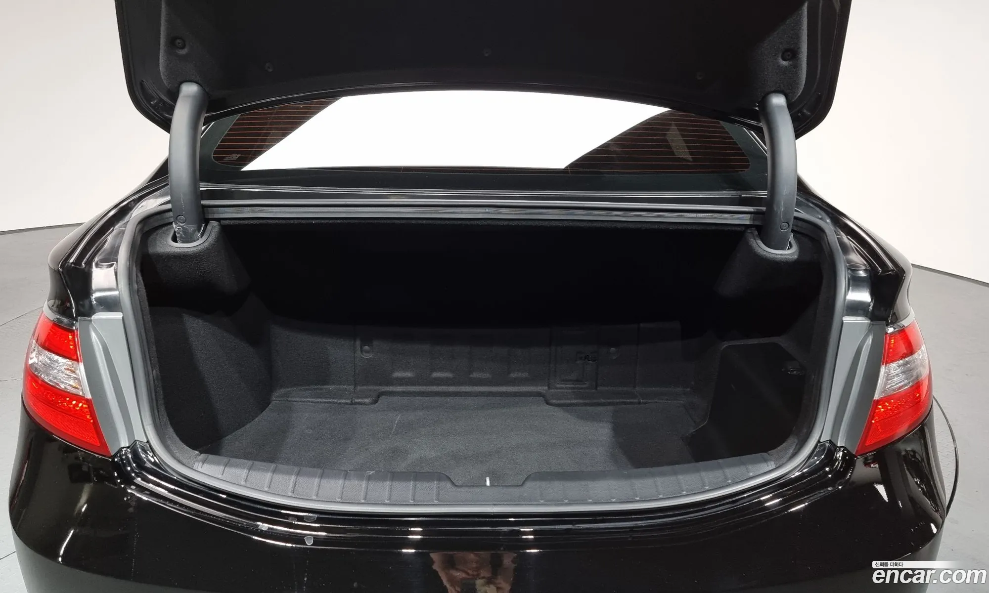Hyundai Grandeur HG Hybrid 2015 — 10