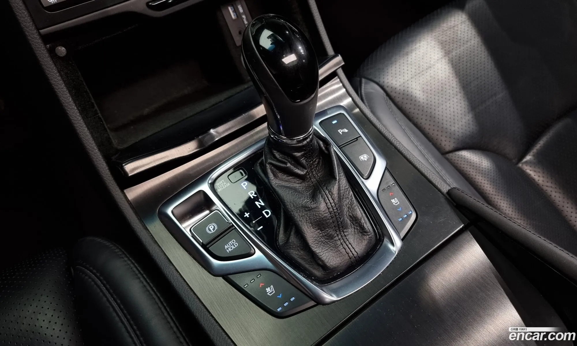 Hyundai Grandeur HG Hybrid 2015 — 2