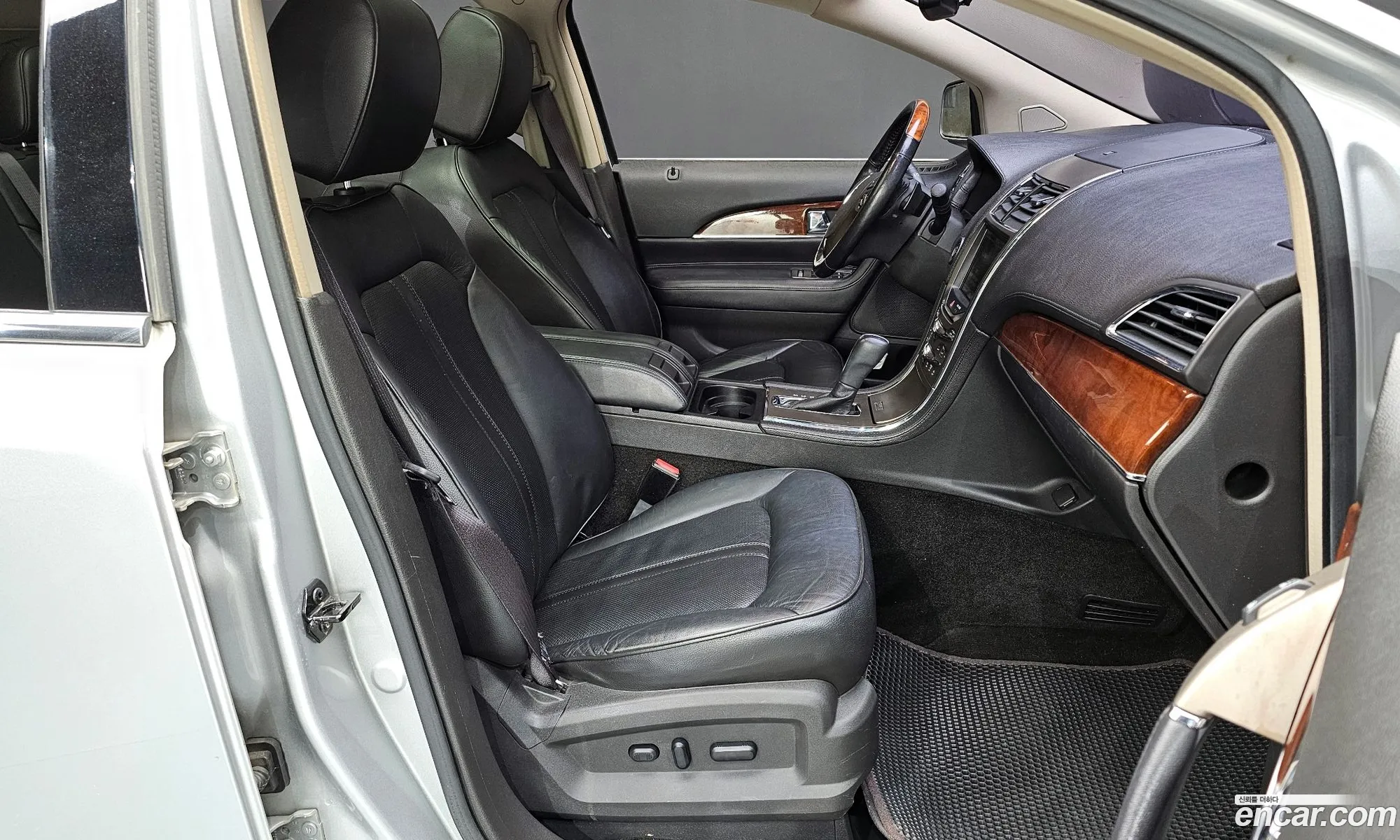 Lincoln MKX 2012 — 8