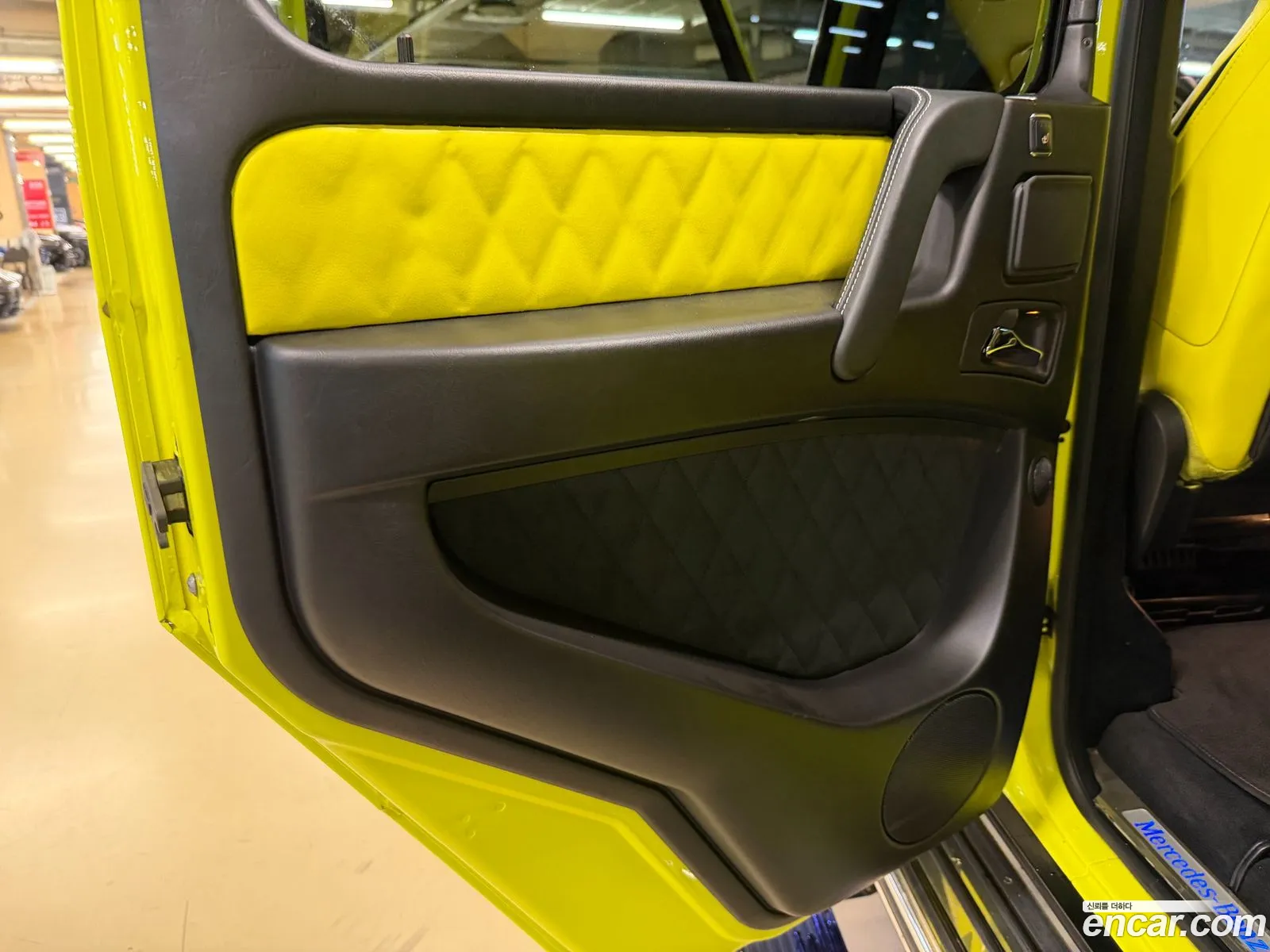 Mercedes-Benz G-Class W463 2016 — 18